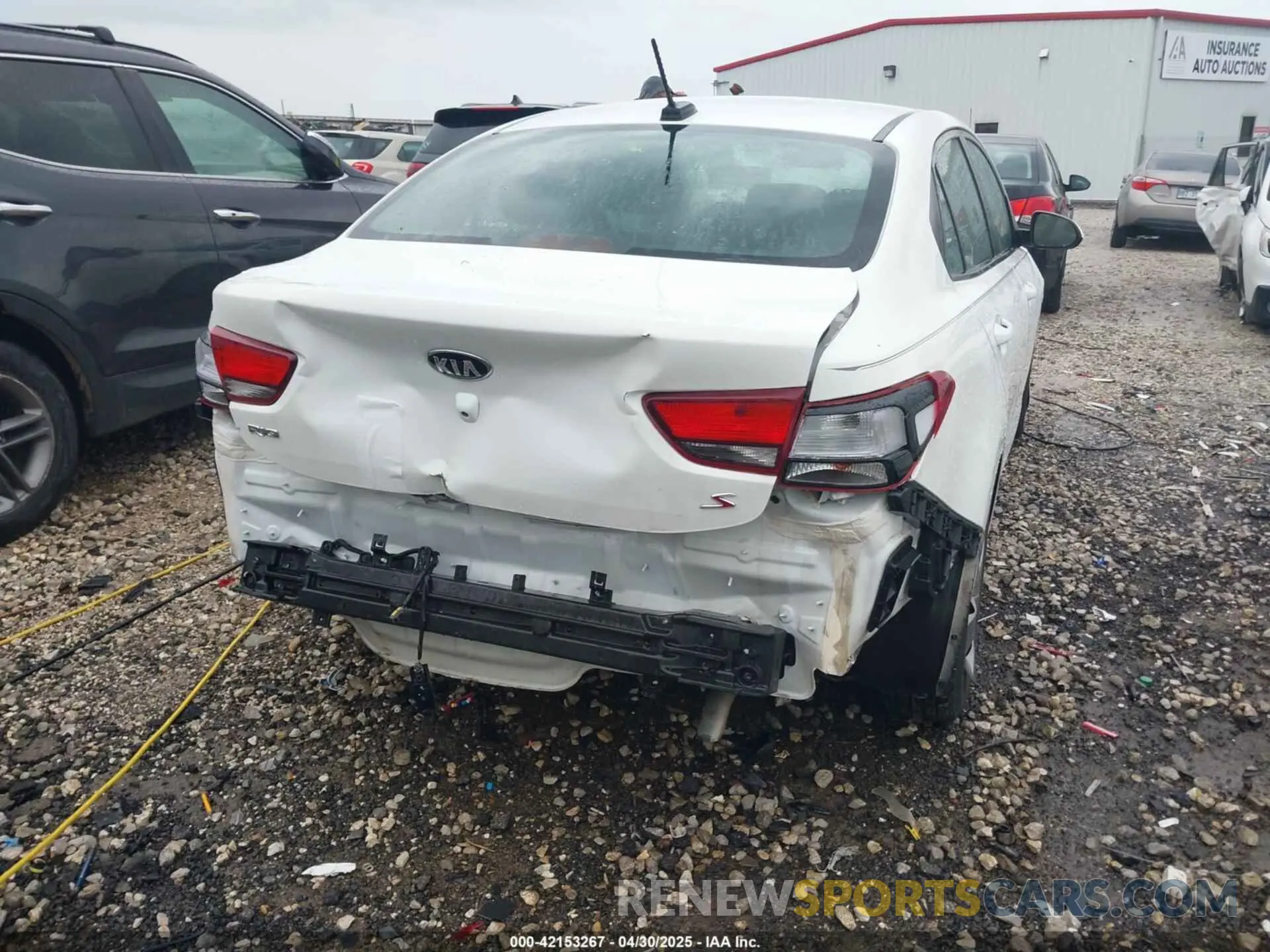 4 Photograph of a damaged car 3KPA24ADXLE356930 KIA RIO 2020