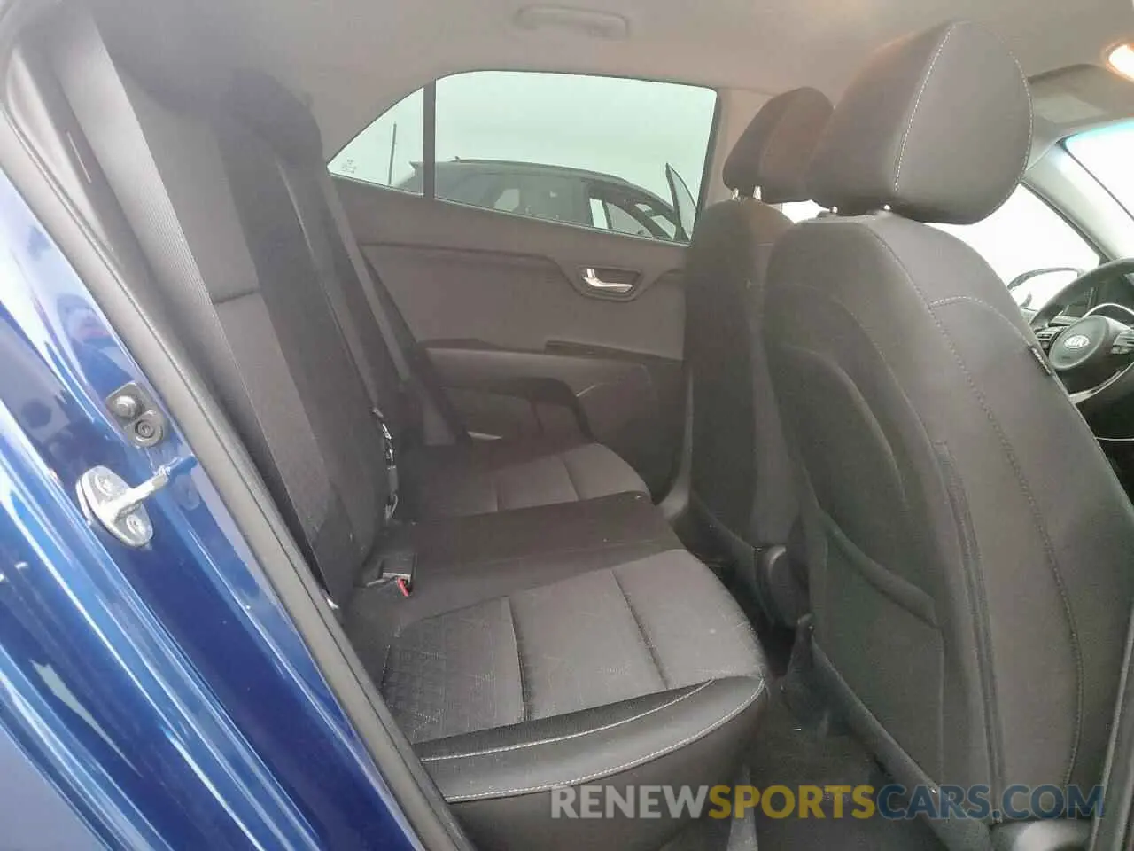 10 Photograph of a damaged car 3KPA25AD2LE270792 KIA RIO 2020