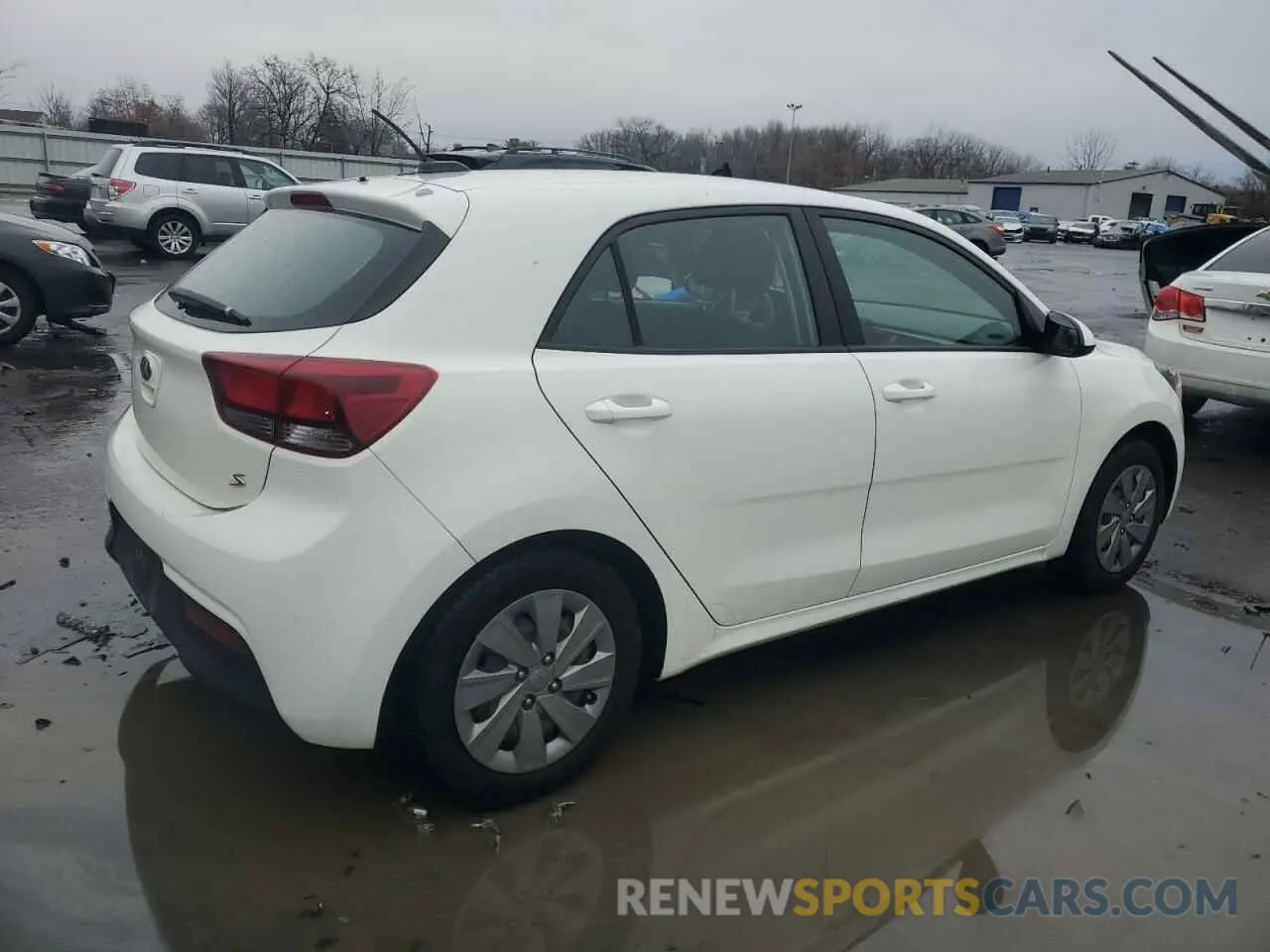 3 Photograph of a damaged car 3KPA25AD7LE311157 KIA RIO 2020