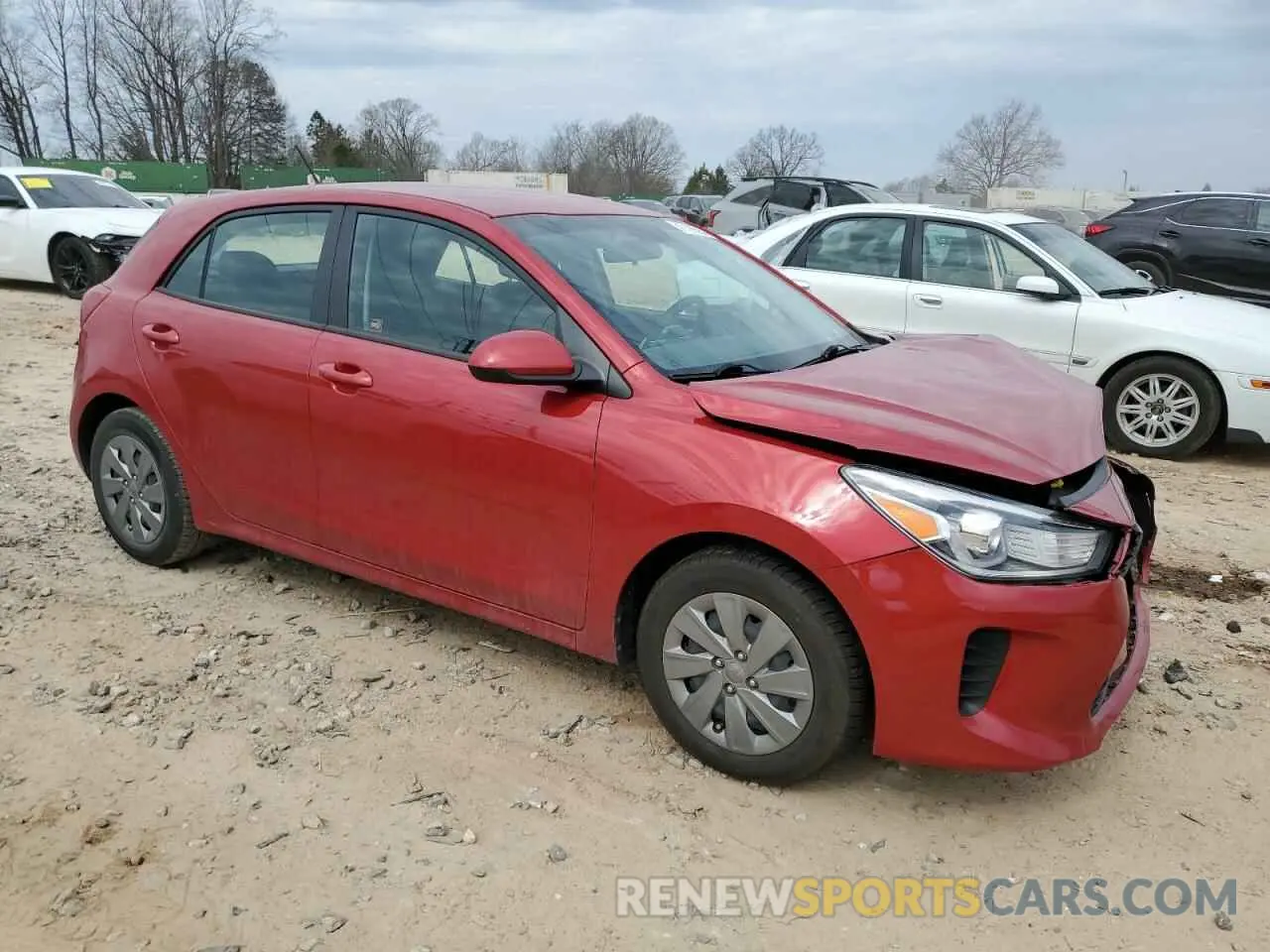 4 Photograph of a damaged car 3KPA25AD9LE335511 KIA RIO 2020