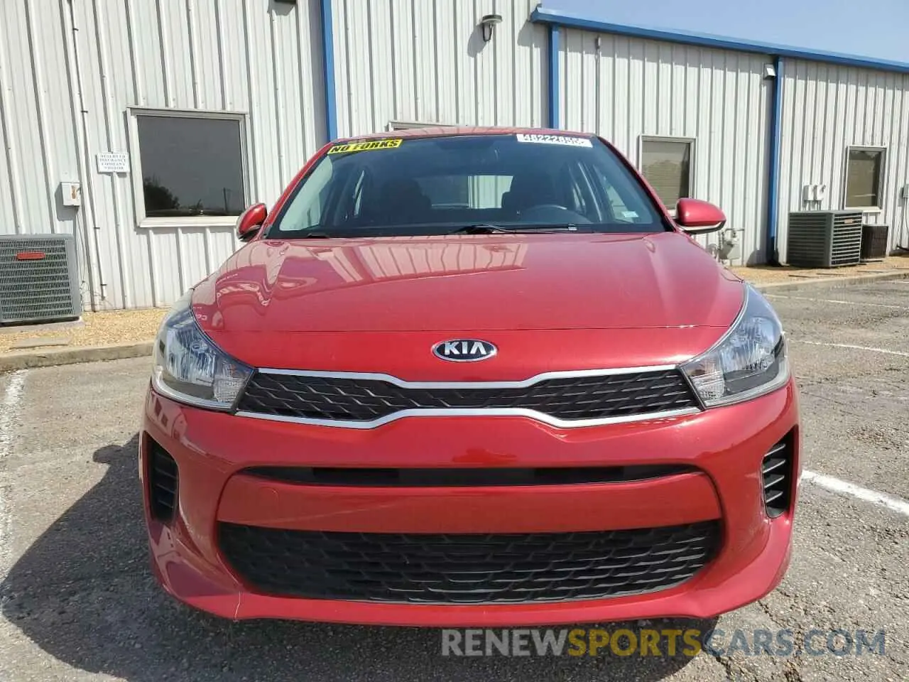5 Photograph of a damaged car 3KPA25ADXLE348137 KIA RIO 2020
