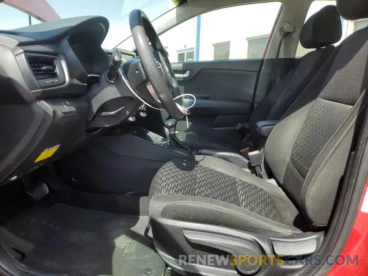 7 Photograph of a damaged car 3KPA25ADXLE348137 KIA RIO 2020