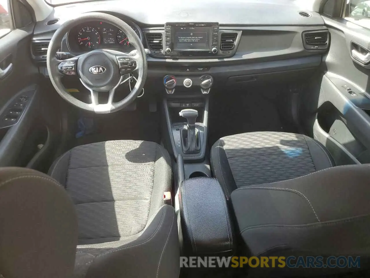 8 Photograph of a damaged car 3KPA25ADXLE348137 KIA RIO 2020