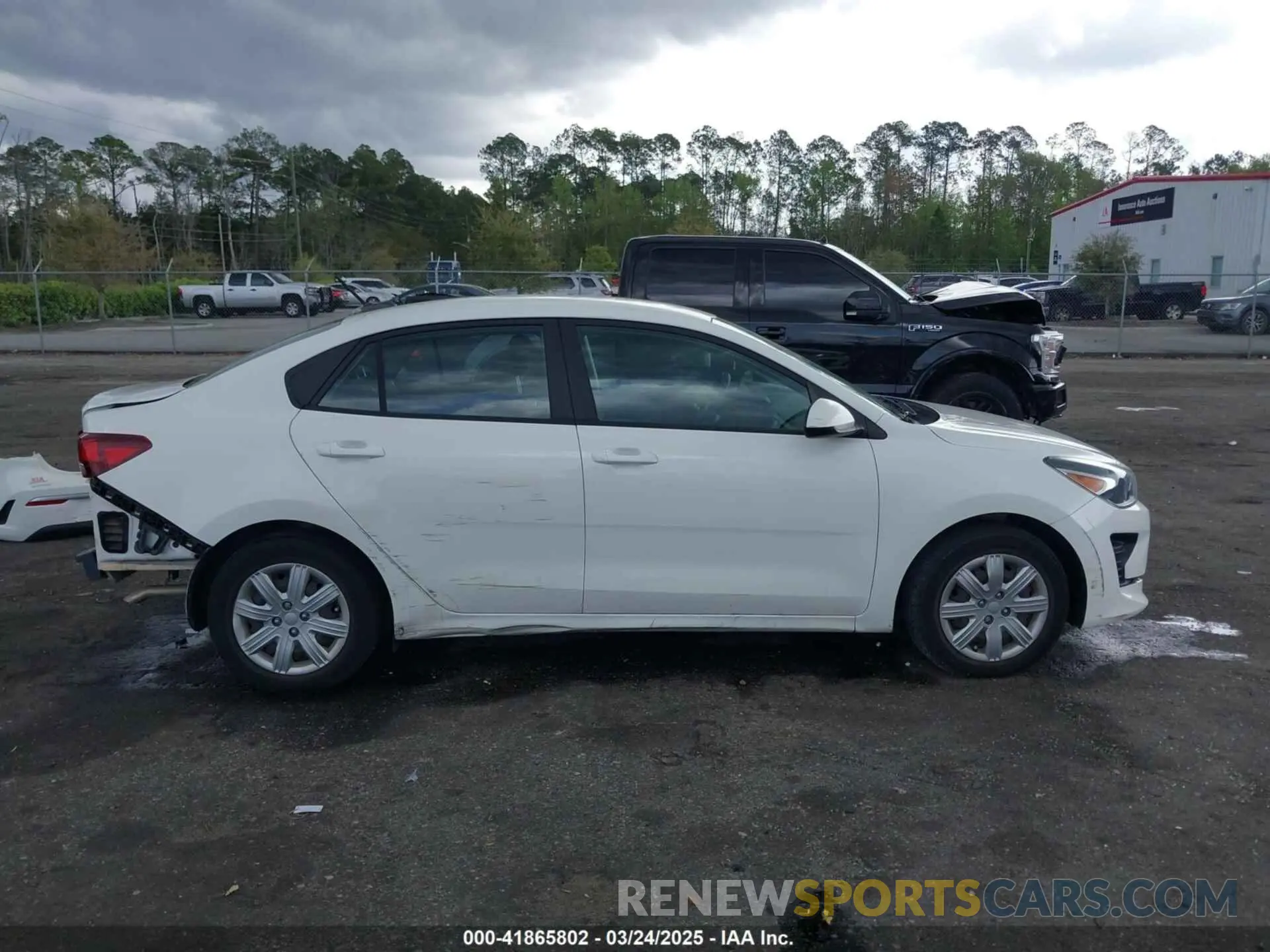 13 Photograph of a damaged car 3KPA24AD0ME395186 KIA RIO 2021