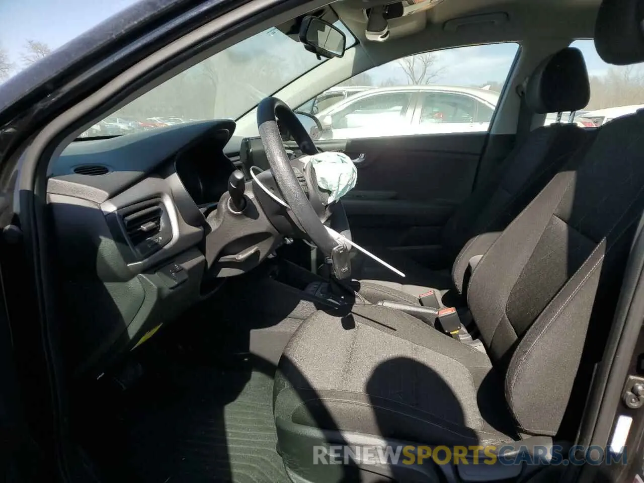 7 Photograph of a damaged car 3KPA24AD0ME415792 KIA RIO 2021