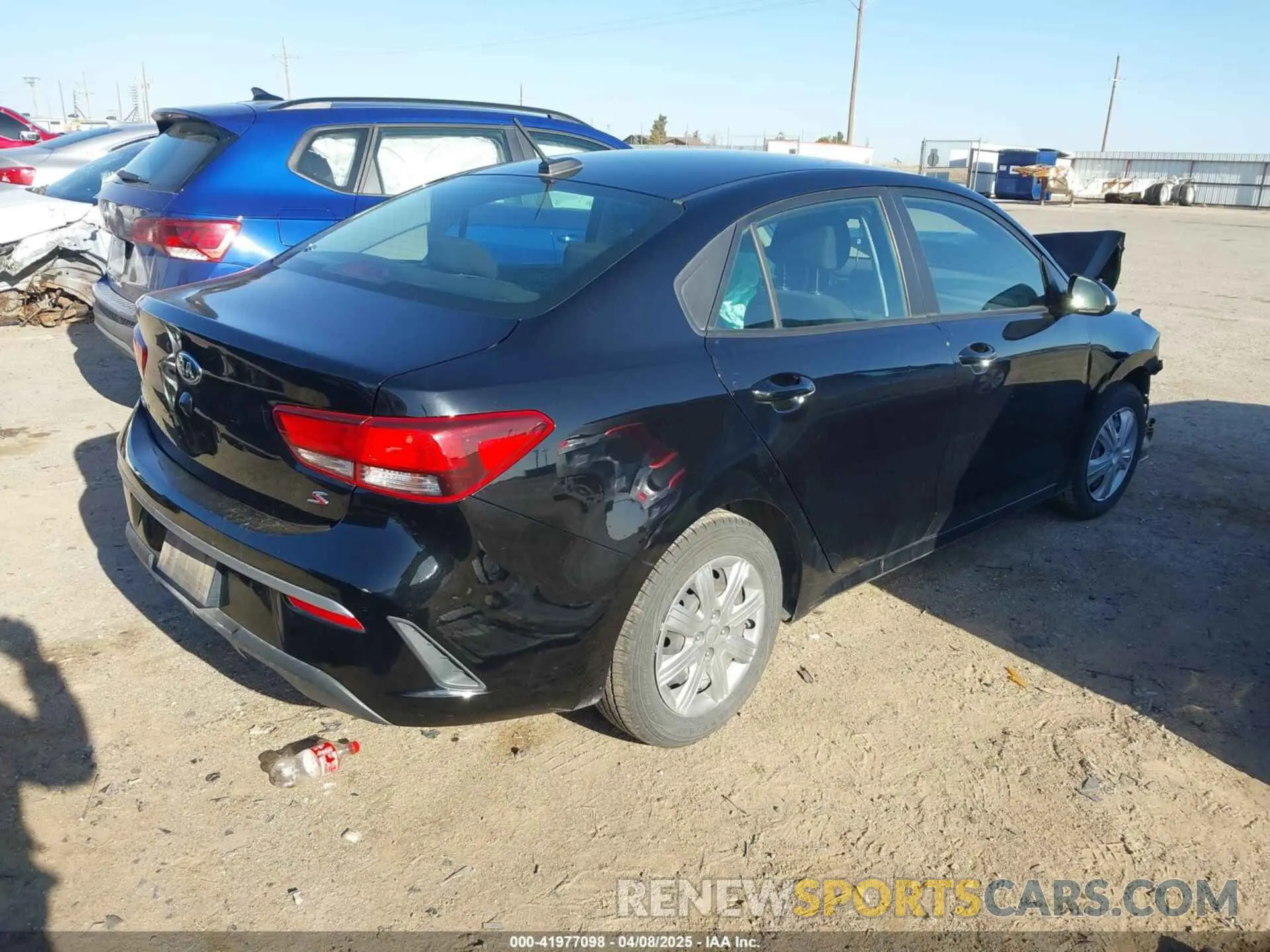4 Photograph of a damaged car 3KPA24AD1ME365064 KIA RIO 2021
