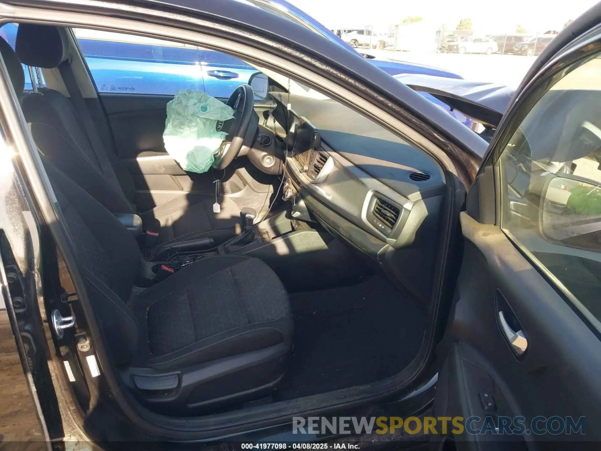 5 Photograph of a damaged car 3KPA24AD1ME365064 KIA RIO 2021
