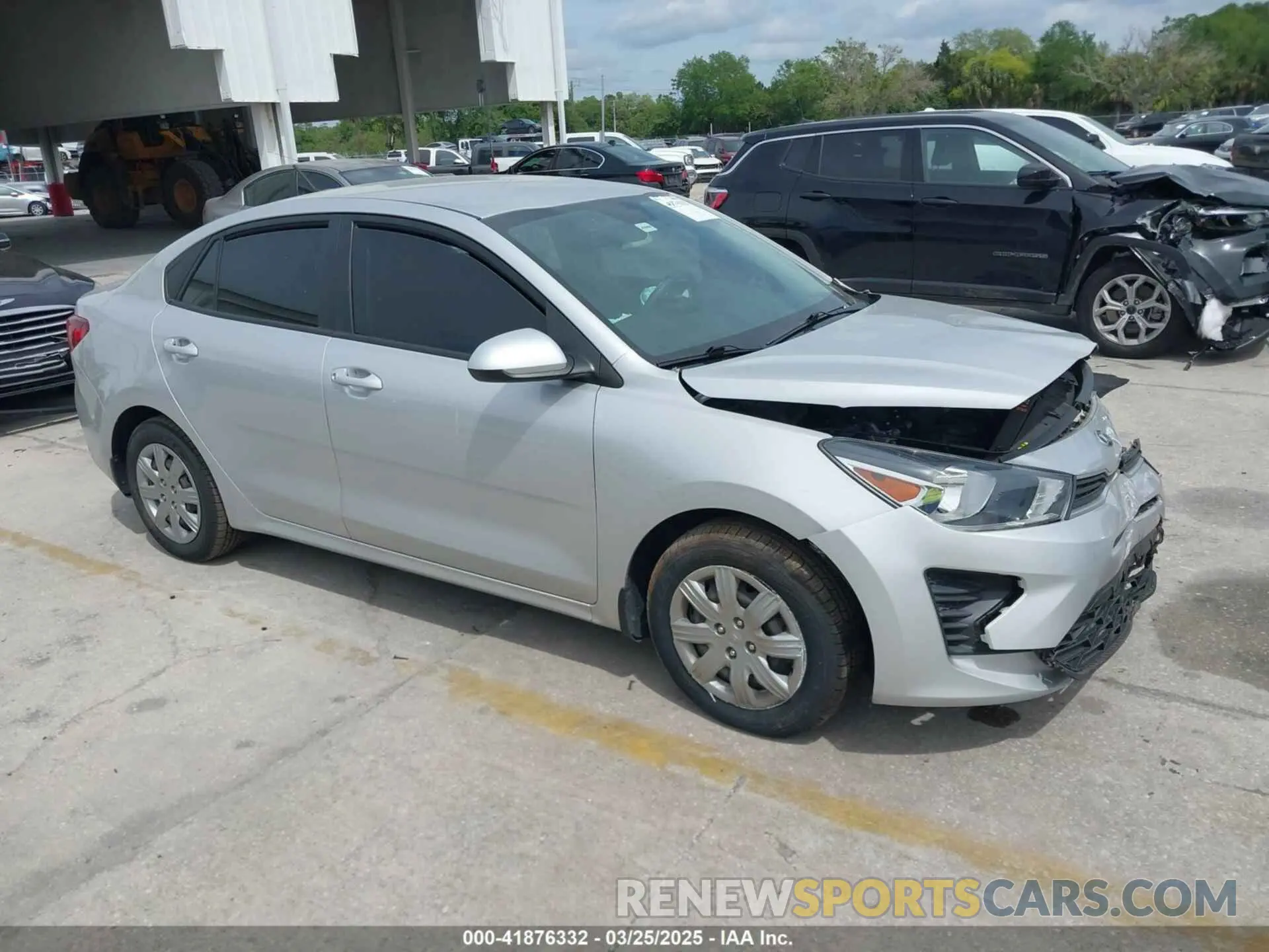 1 Photograph of a damaged car 3KPA24AD1ME372886 KIA RIO 2021