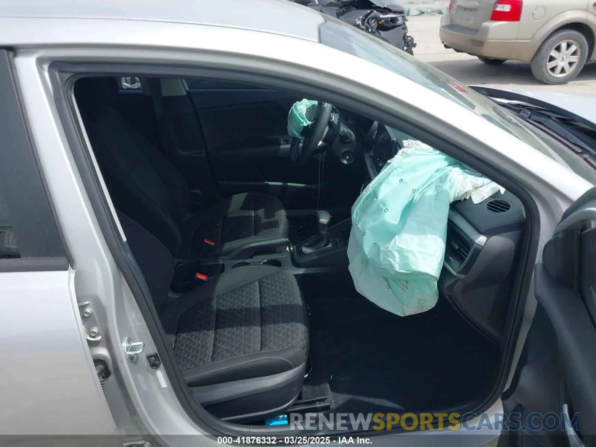 5 Photograph of a damaged car 3KPA24AD1ME372886 KIA RIO 2021