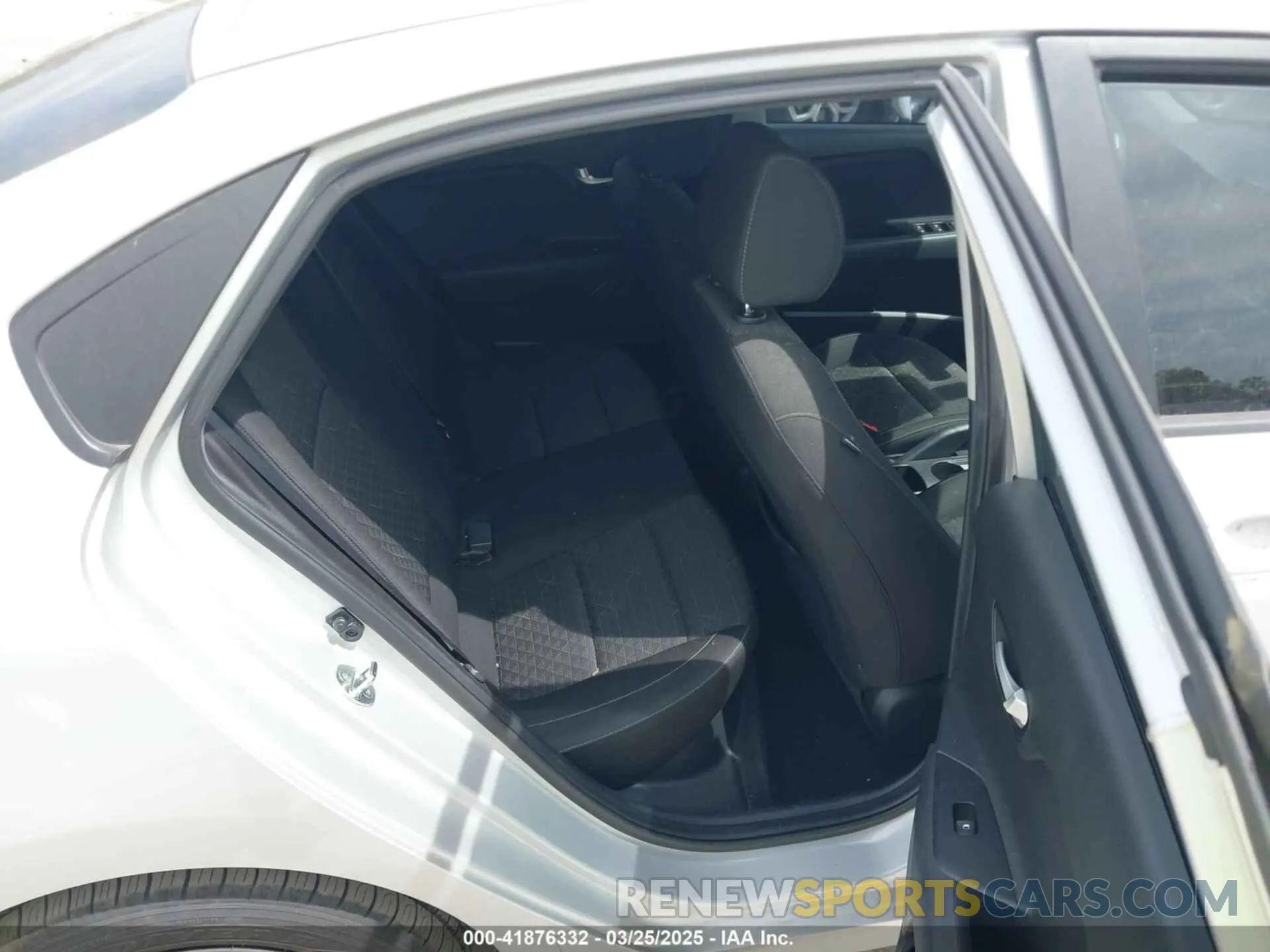 8 Photograph of a damaged car 3KPA24AD1ME372886 KIA RIO 2021