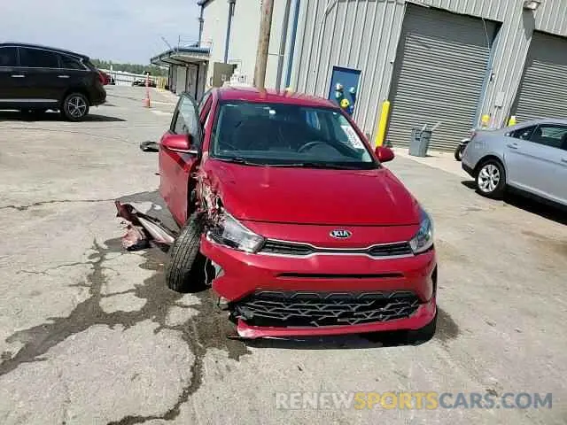 13 Photograph of a damaged car 3KPA24AD1ME378395 KIA RIO 2021