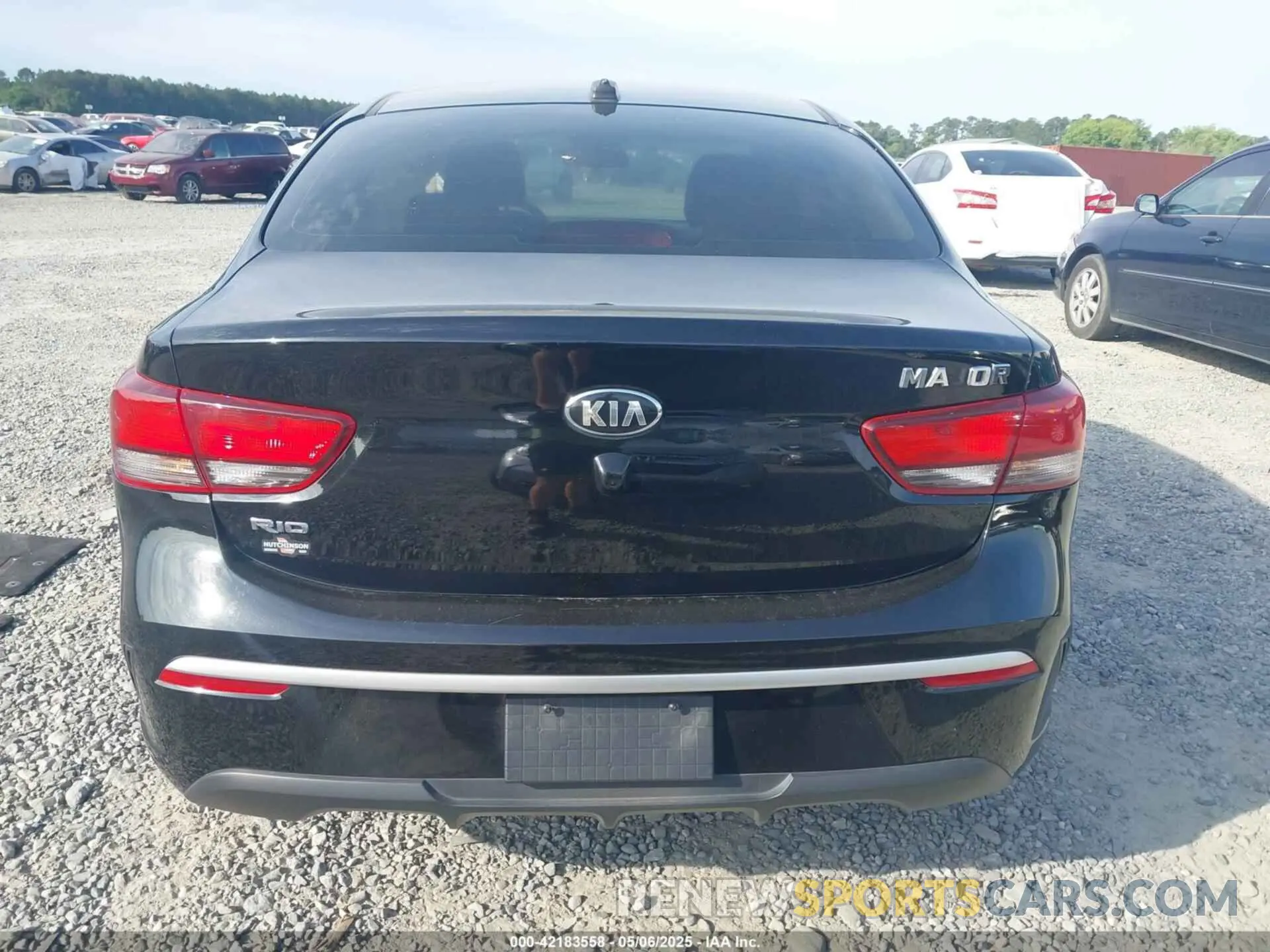 16 Photograph of a damaged car 3KPA24AD1ME418166 KIA RIO 2021