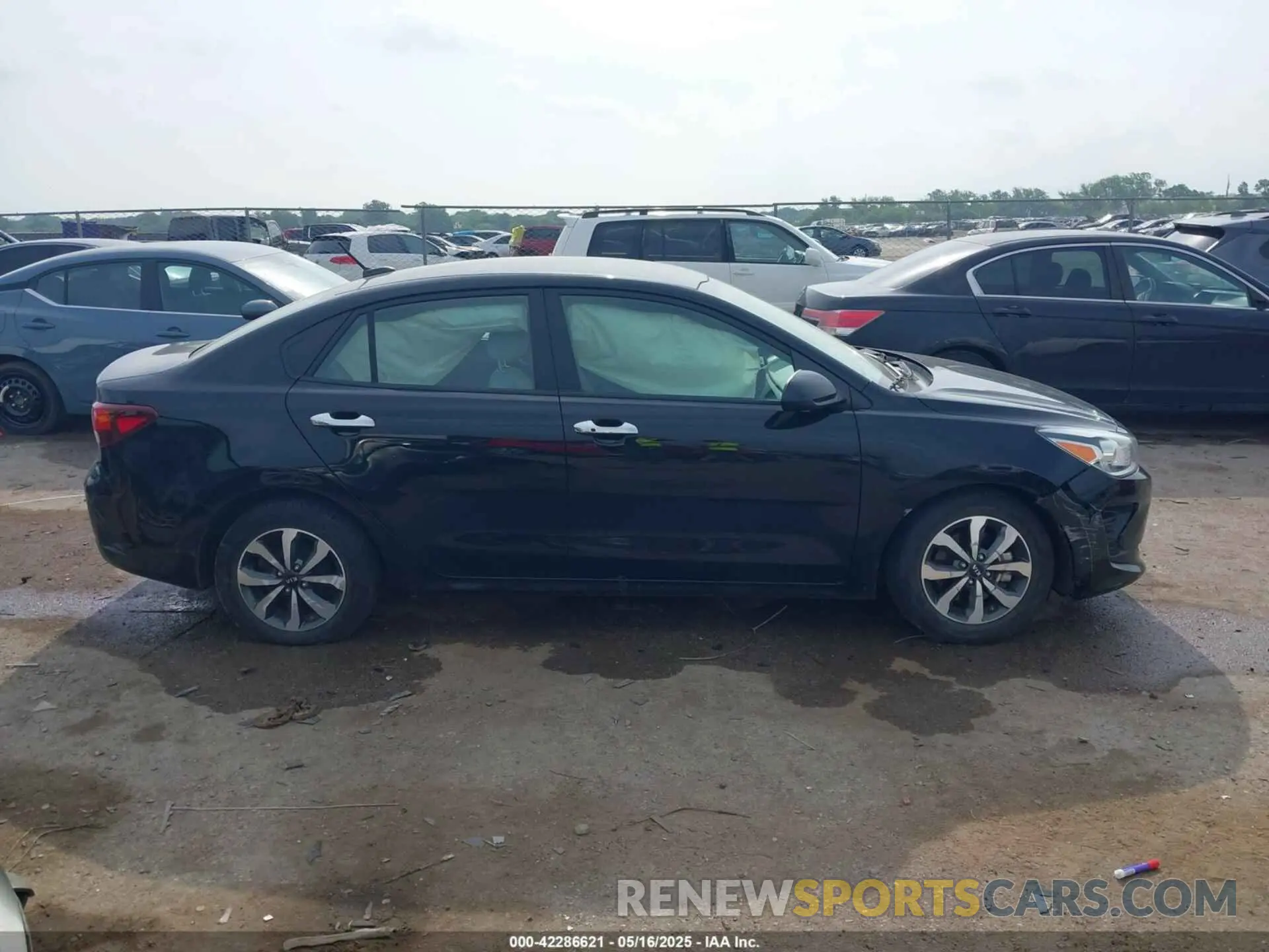 13 Photograph of a damaged car 3KPA24AD1ME426476 KIA RIO 2021