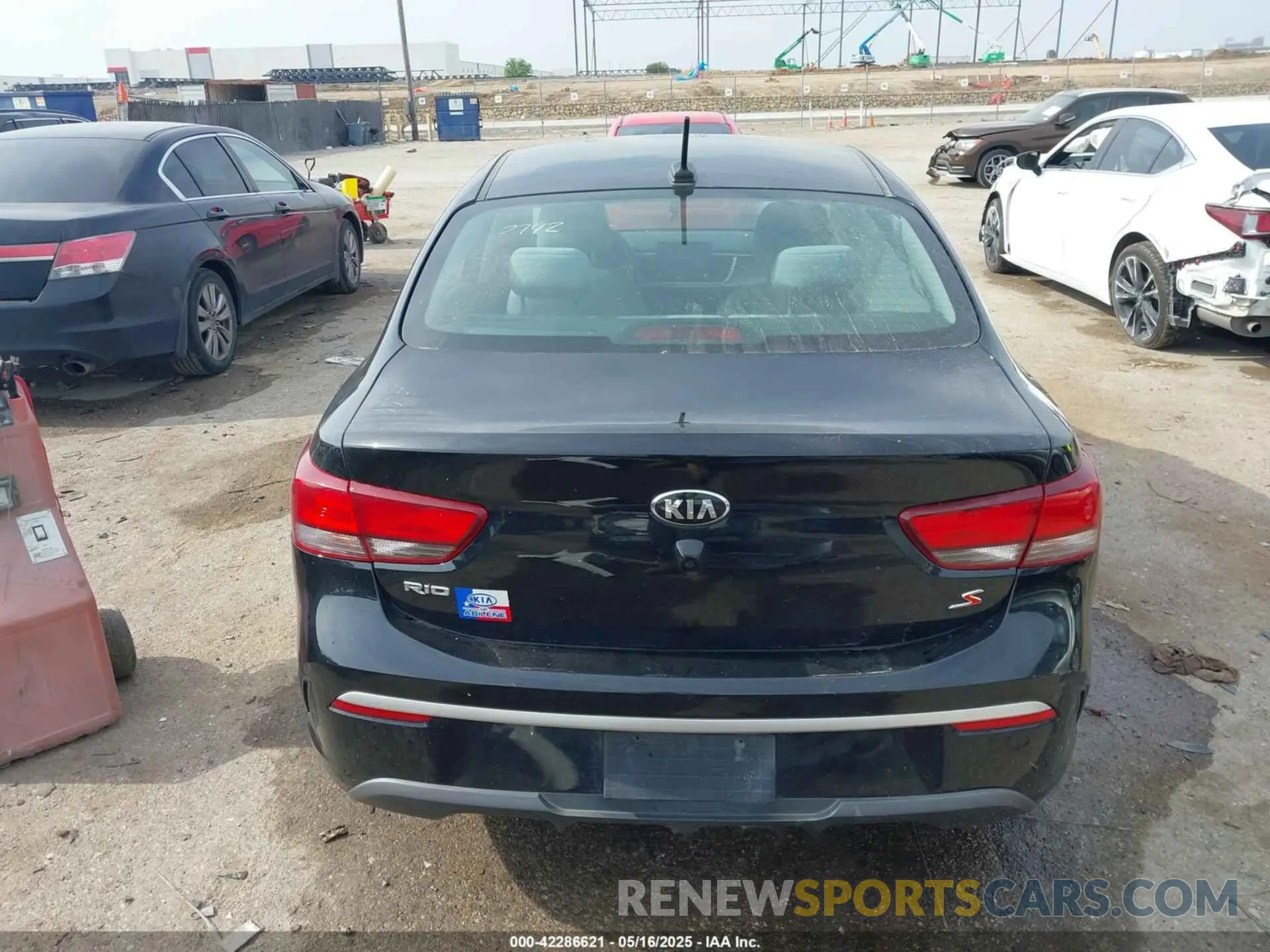 16 Photograph of a damaged car 3KPA24AD1ME426476 KIA RIO 2021