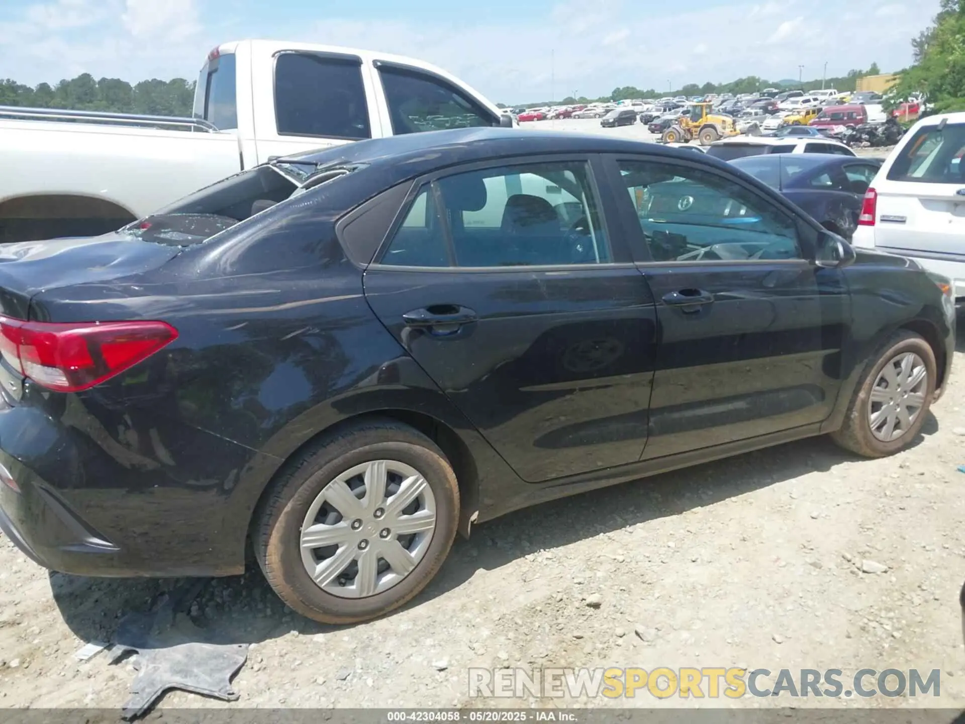 13 Photograph of a damaged car 3KPA24AD1ME428132 KIA RIO 2021
