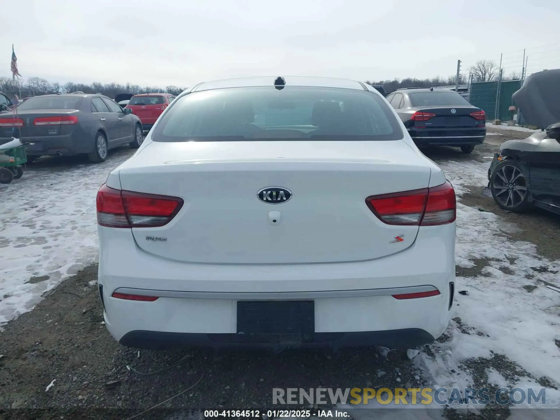 16 Photograph of a damaged car 3KPA24AD2ME371732 KIA RIO 2021