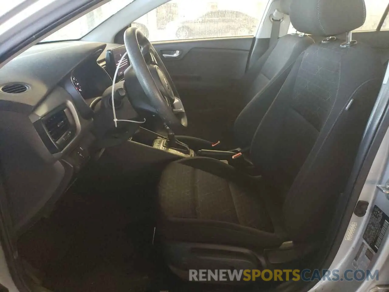 7 Photograph of a damaged car 3KPA24AD2ME382326 KIA RIO 2021