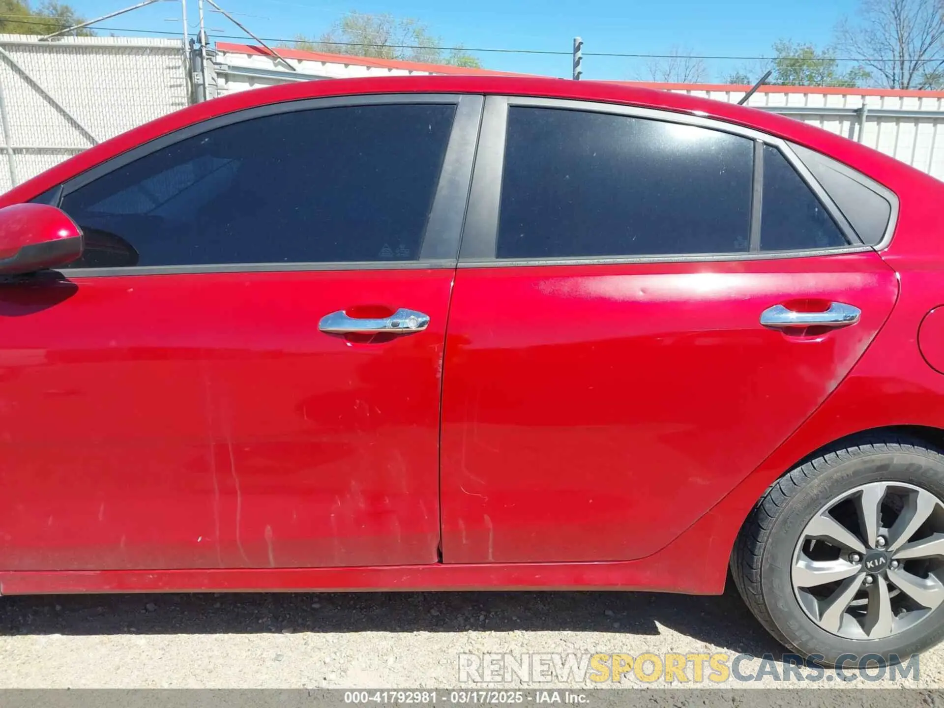 15 Photograph of a damaged car 3KPA24AD2ME387395 KIA RIO 2021