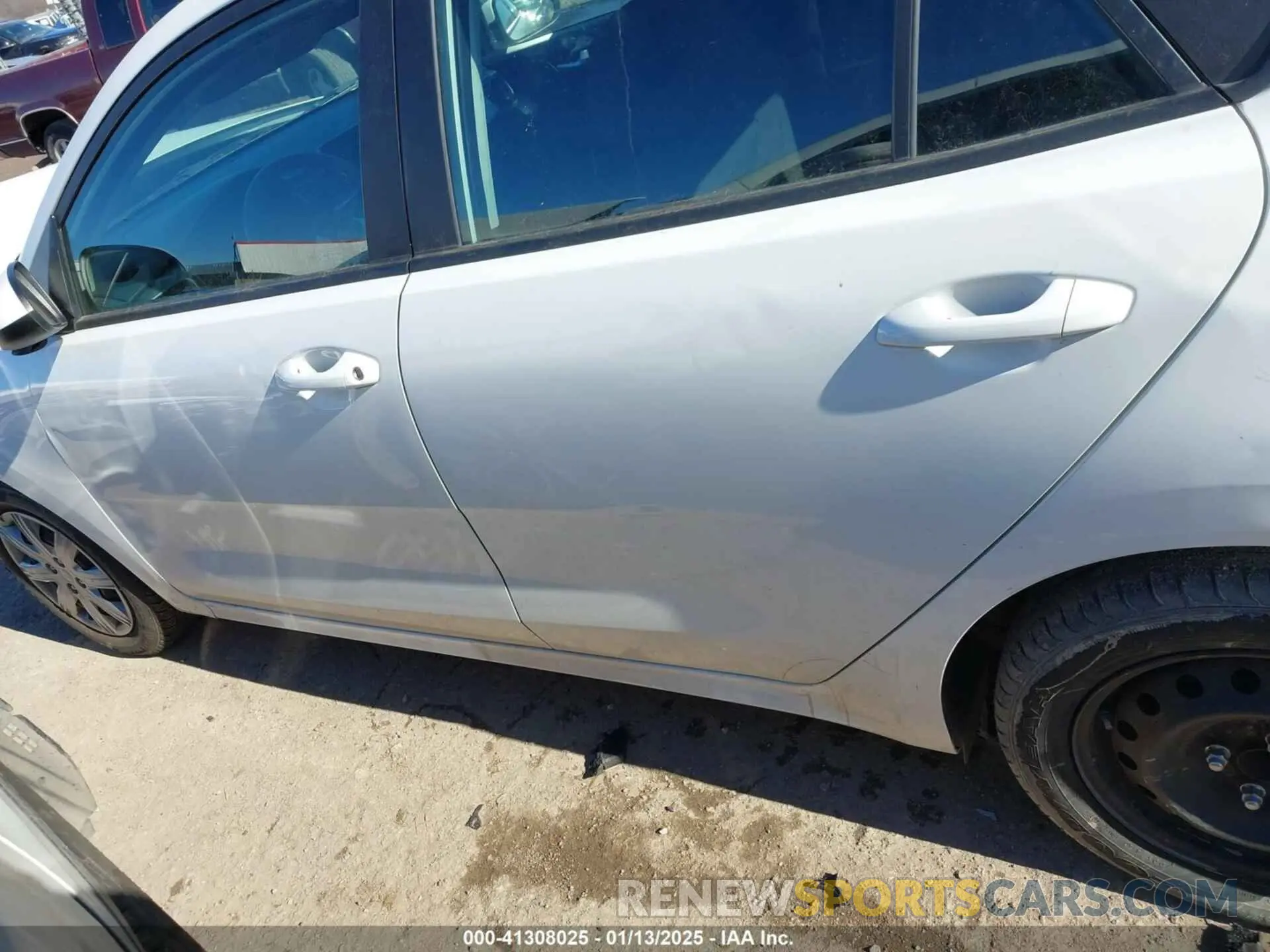 15 Photograph of a damaged car 3KPA24AD2ME392144 KIA RIO 2021