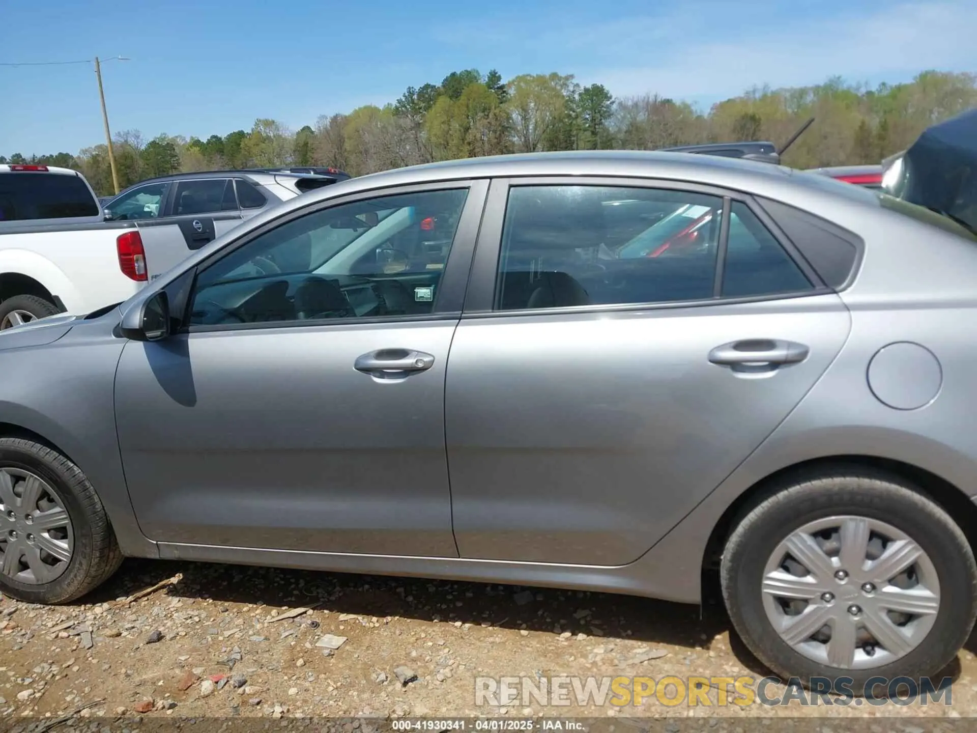 14 Photograph of a damaged car 3KPA24AD3ME364238 KIA RIO 2021