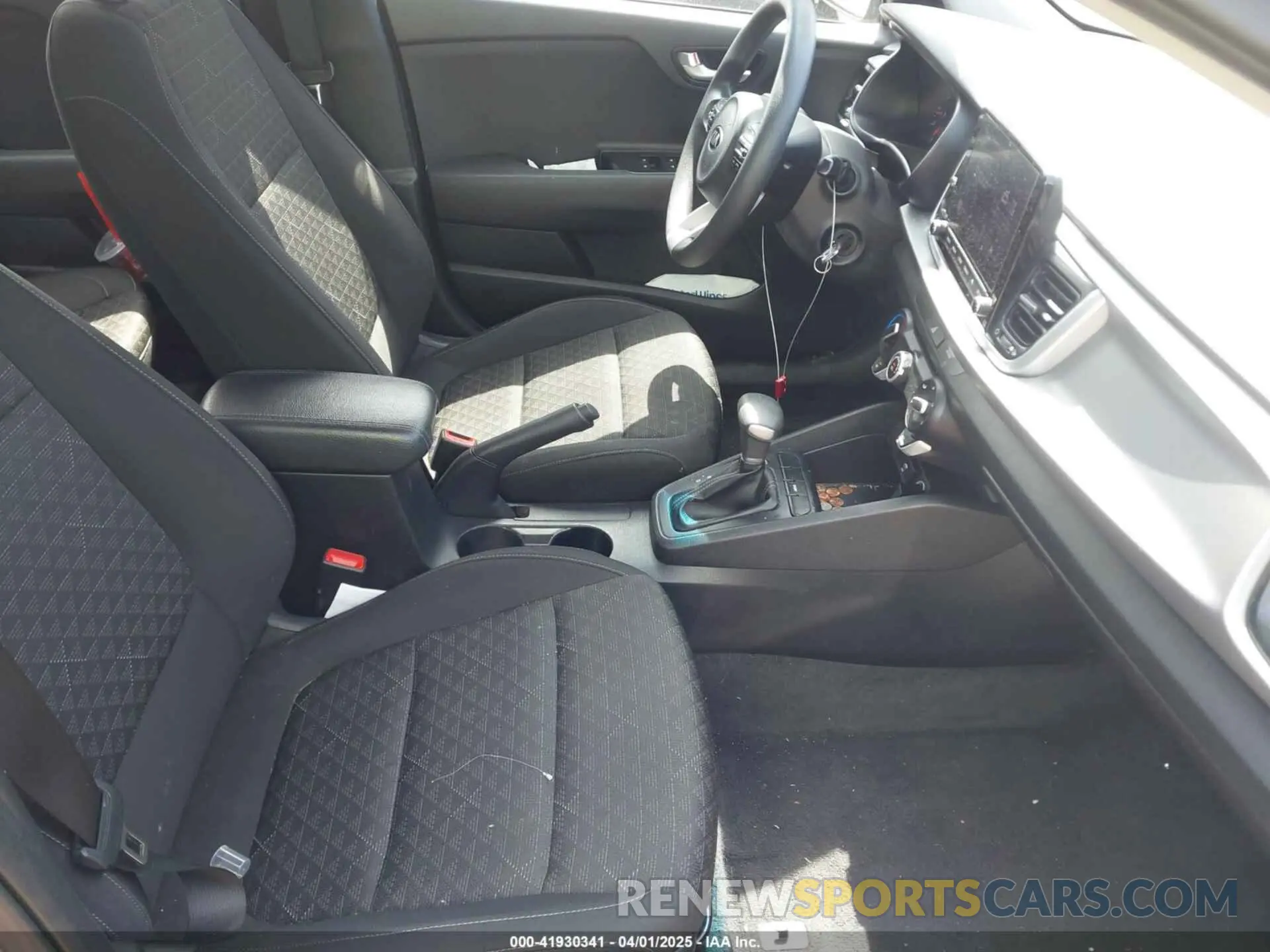 5 Photograph of a damaged car 3KPA24AD3ME364238 KIA RIO 2021