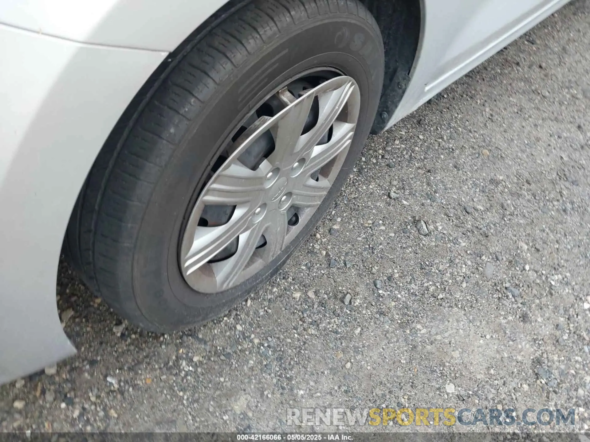 12 Photograph of a damaged car 3KPA24AD3ME366278 KIA RIO 2021