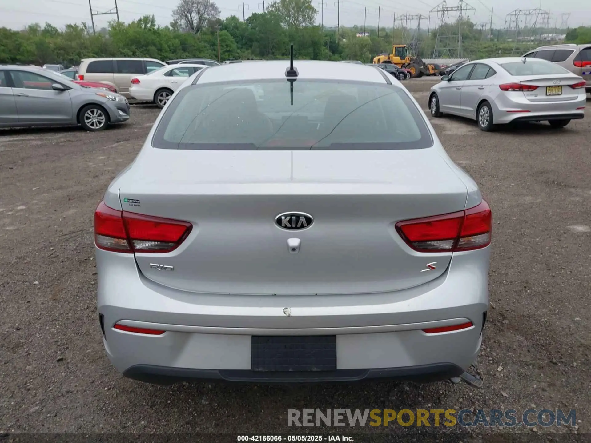 17 Photograph of a damaged car 3KPA24AD3ME366278 KIA RIO 2021
