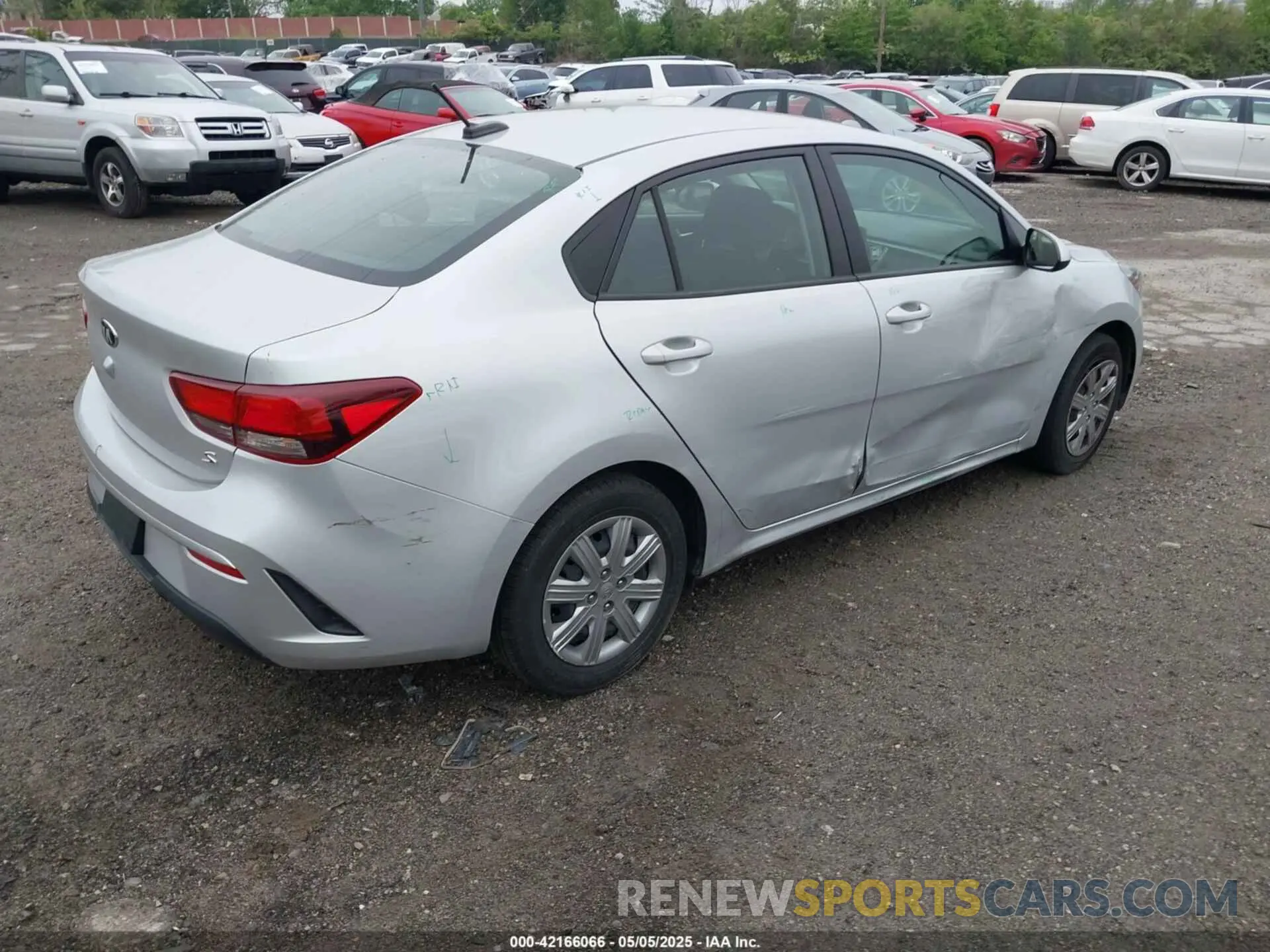 4 Photograph of a damaged car 3KPA24AD3ME366278 KIA RIO 2021