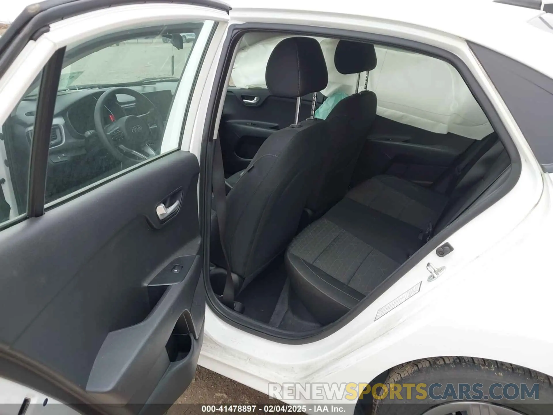 8 Photograph of a damaged car 3KPA24AD3ME382481 KIA RIO 2021