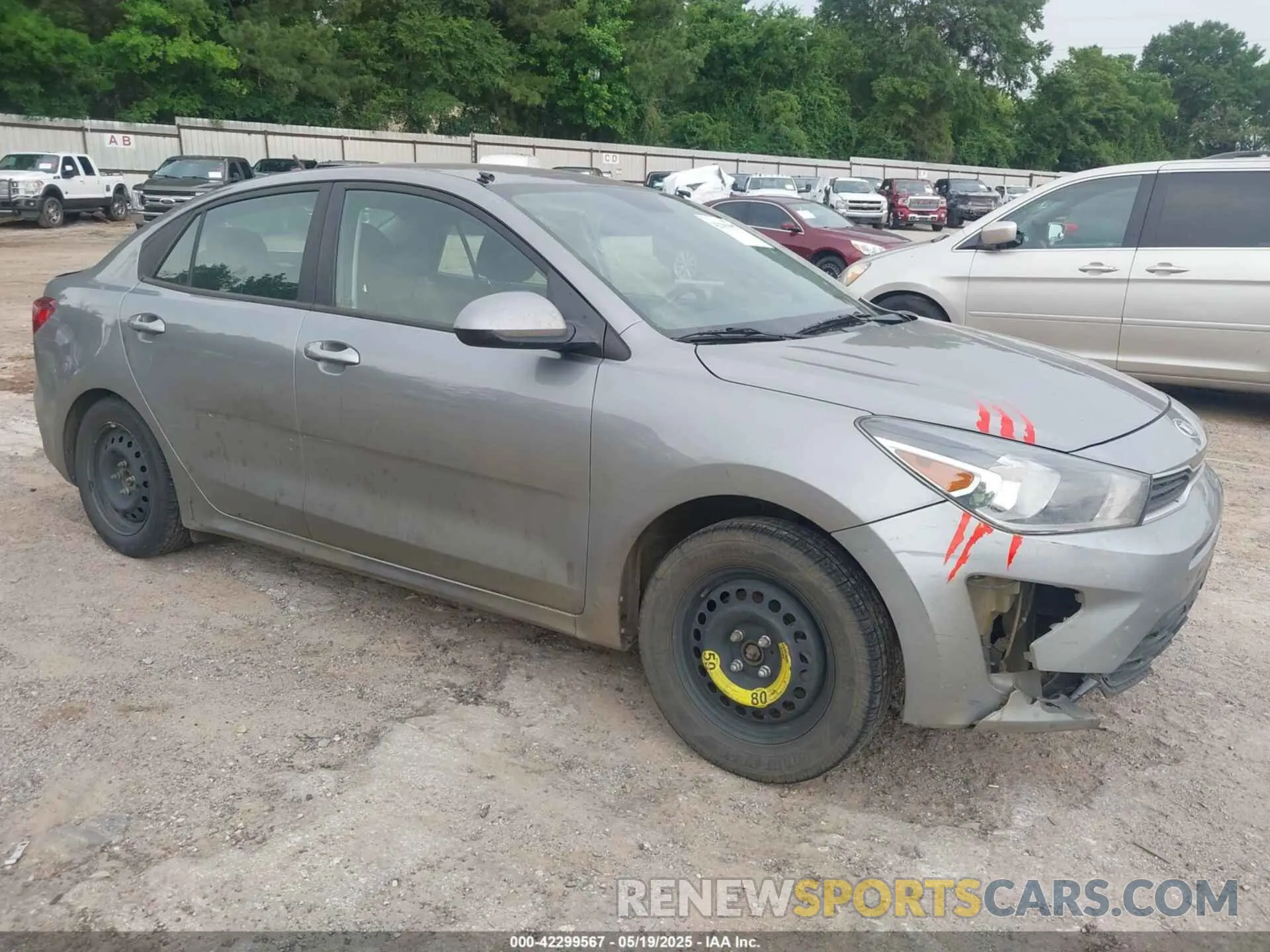 1 Photograph of a damaged car 3KPA24AD3ME405709 KIA RIO 2021