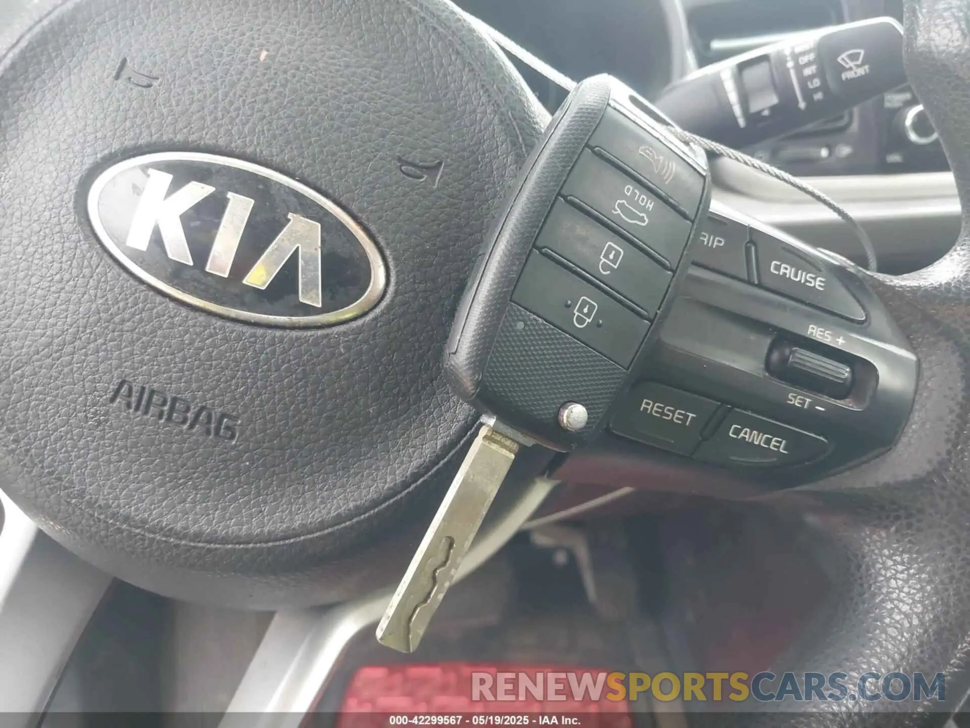 11 Photograph of a damaged car 3KPA24AD3ME405709 KIA RIO 2021