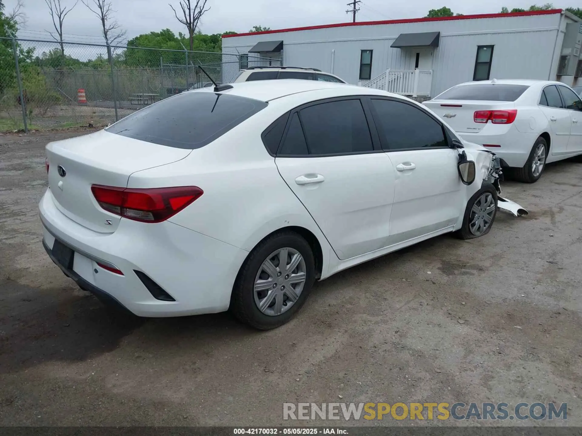 4 Photograph of a damaged car 3KPA24AD4ME369433 KIA RIO 2021