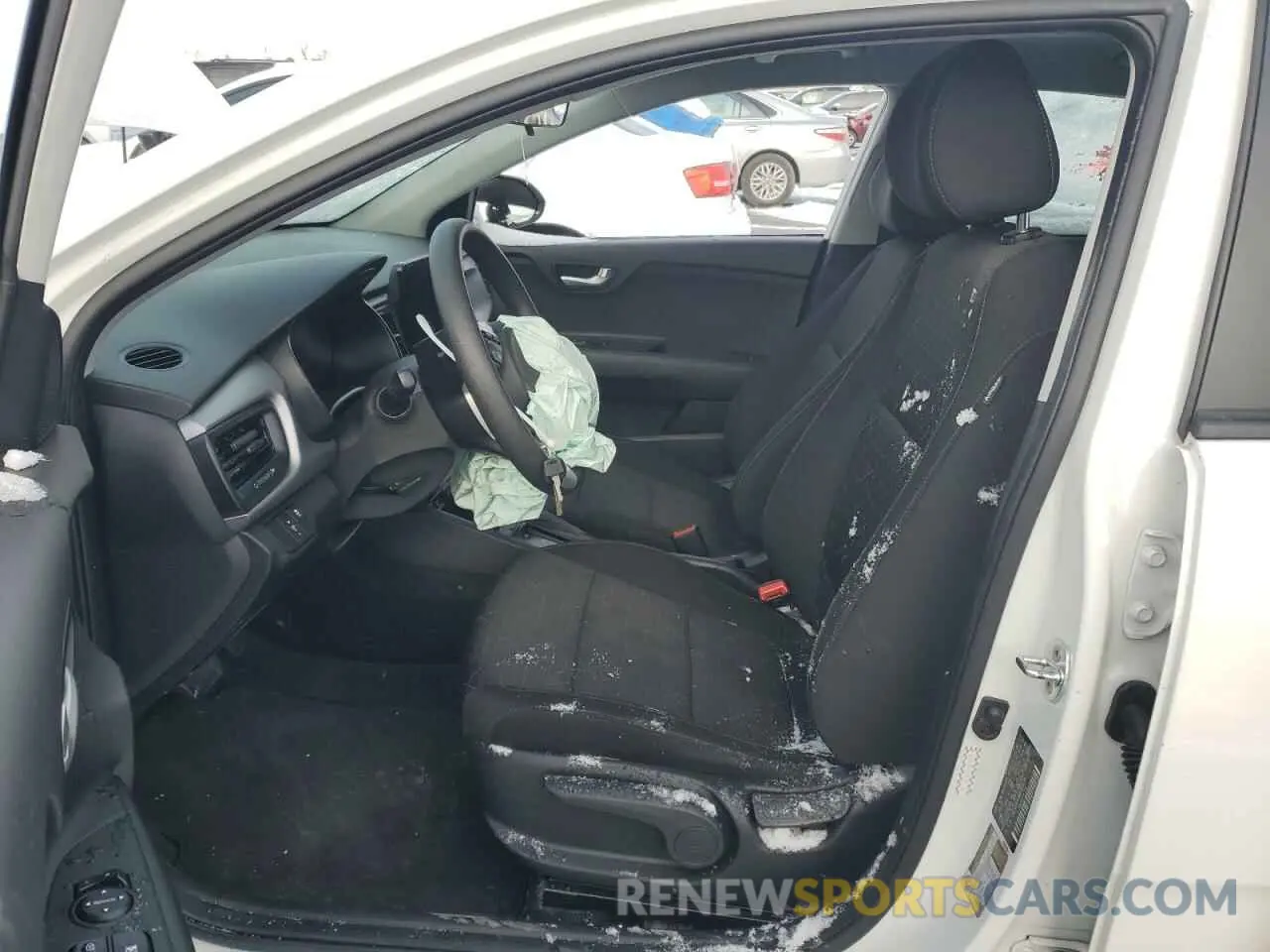 7 Photograph of a damaged car 3KPA24AD4ME385146 KIA RIO 2021