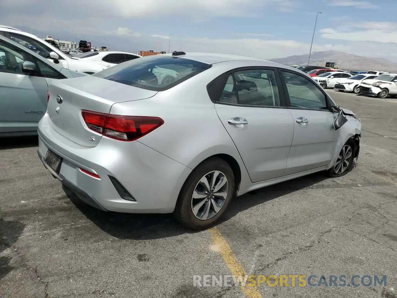 3 Photograph of a damaged car 3KPA24AD4ME386295 KIA RIO 2021