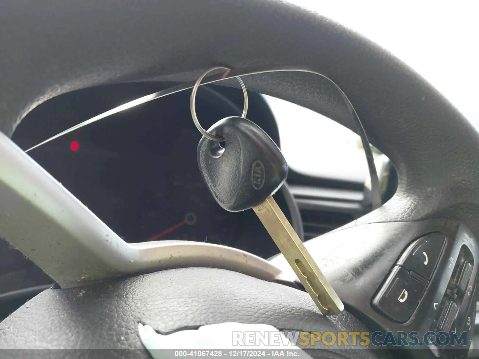 11 Photograph of a damaged car 3KPA24AD4ME396454 KIA RIO 2021