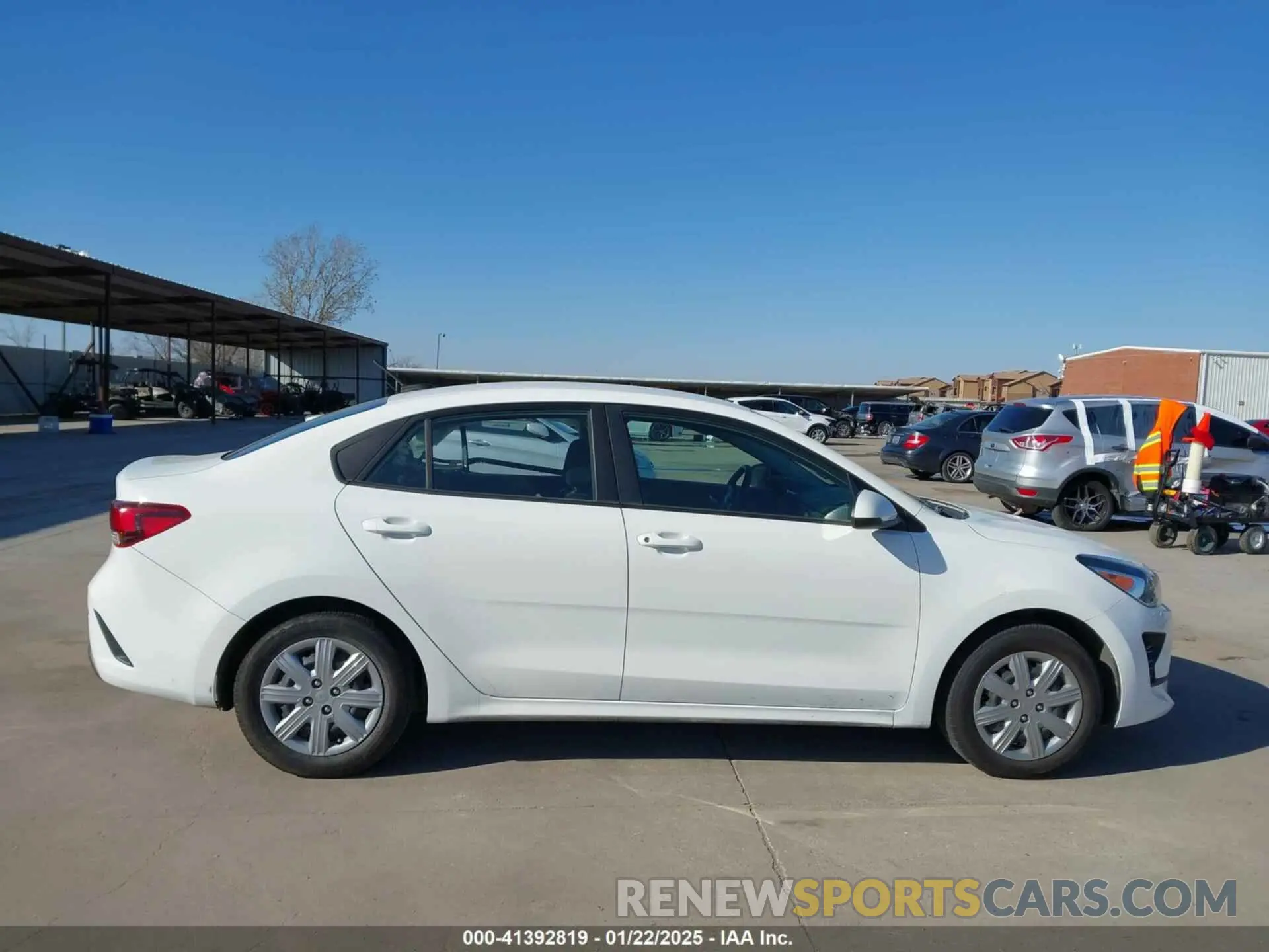 13 Photograph of a damaged car 3KPA24AD4ME425094 KIA RIO 2021