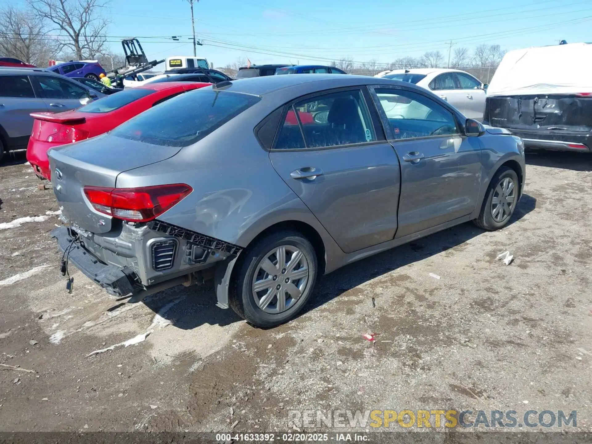4 Photograph of a damaged car 3KPA24AD5ME372745 KIA RIO 2021