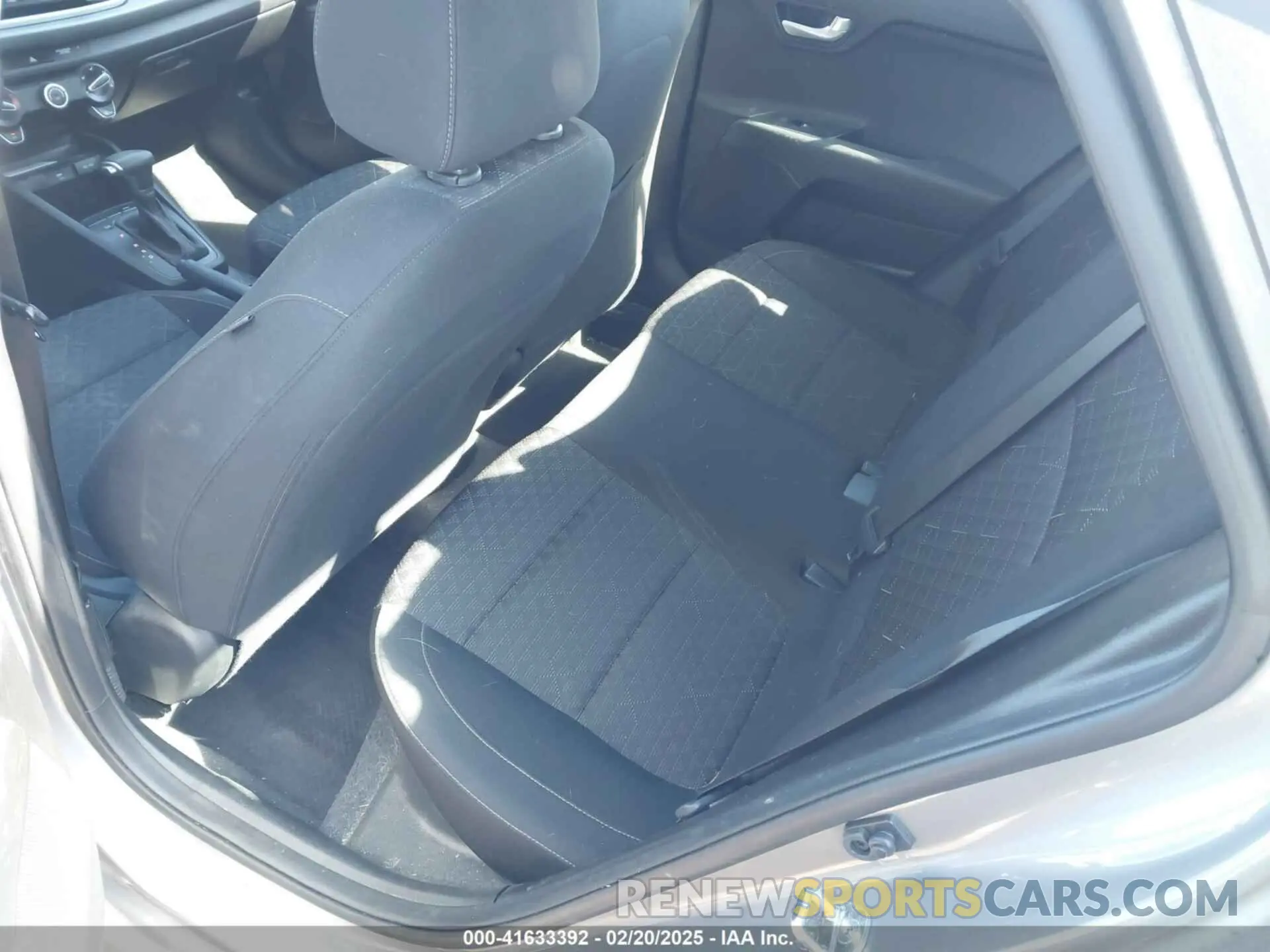 8 Photograph of a damaged car 3KPA24AD5ME372745 KIA RIO 2021