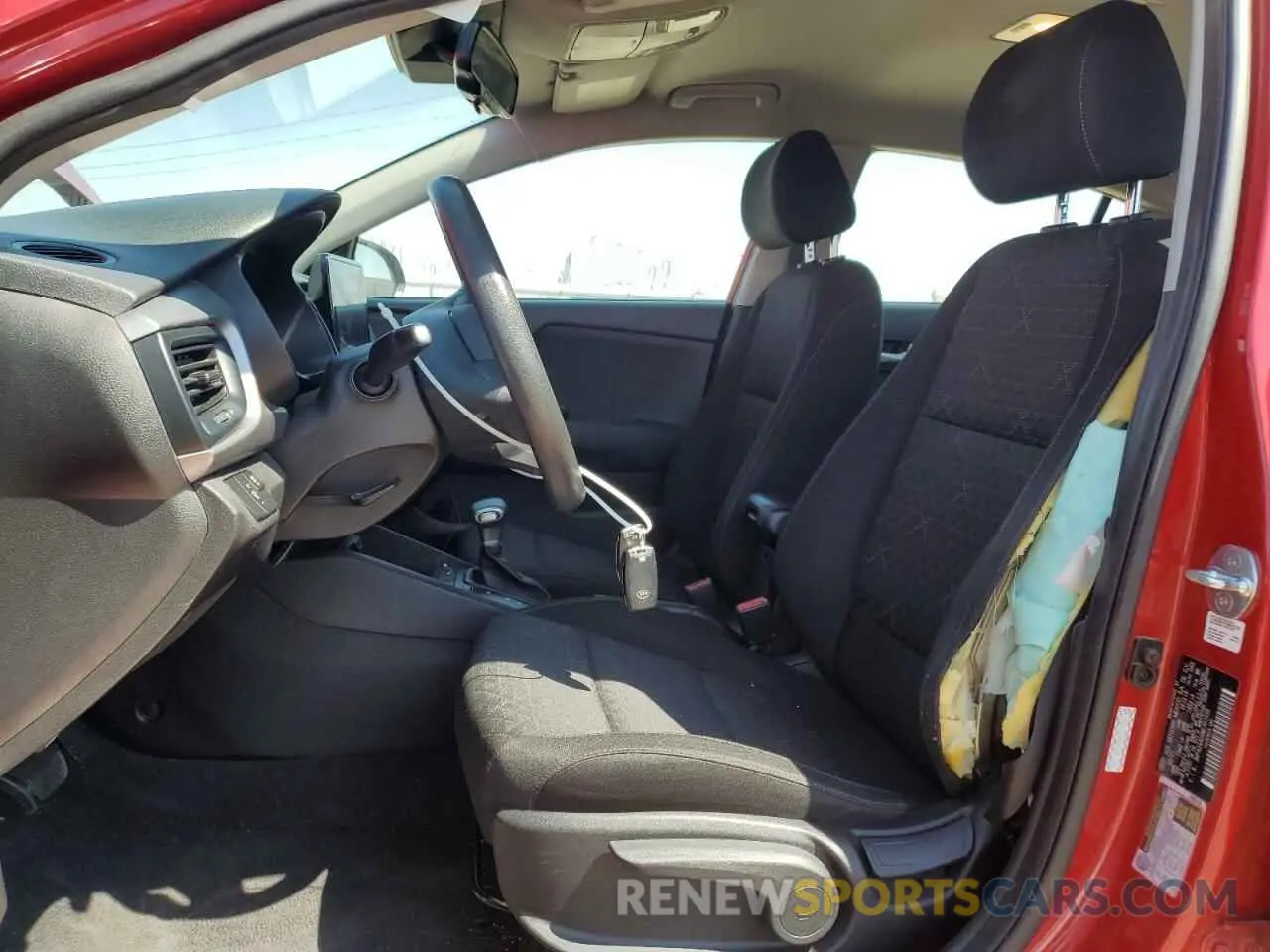 7 Photograph of a damaged car 3KPA24AD6ME391658 KIA RIO 2021