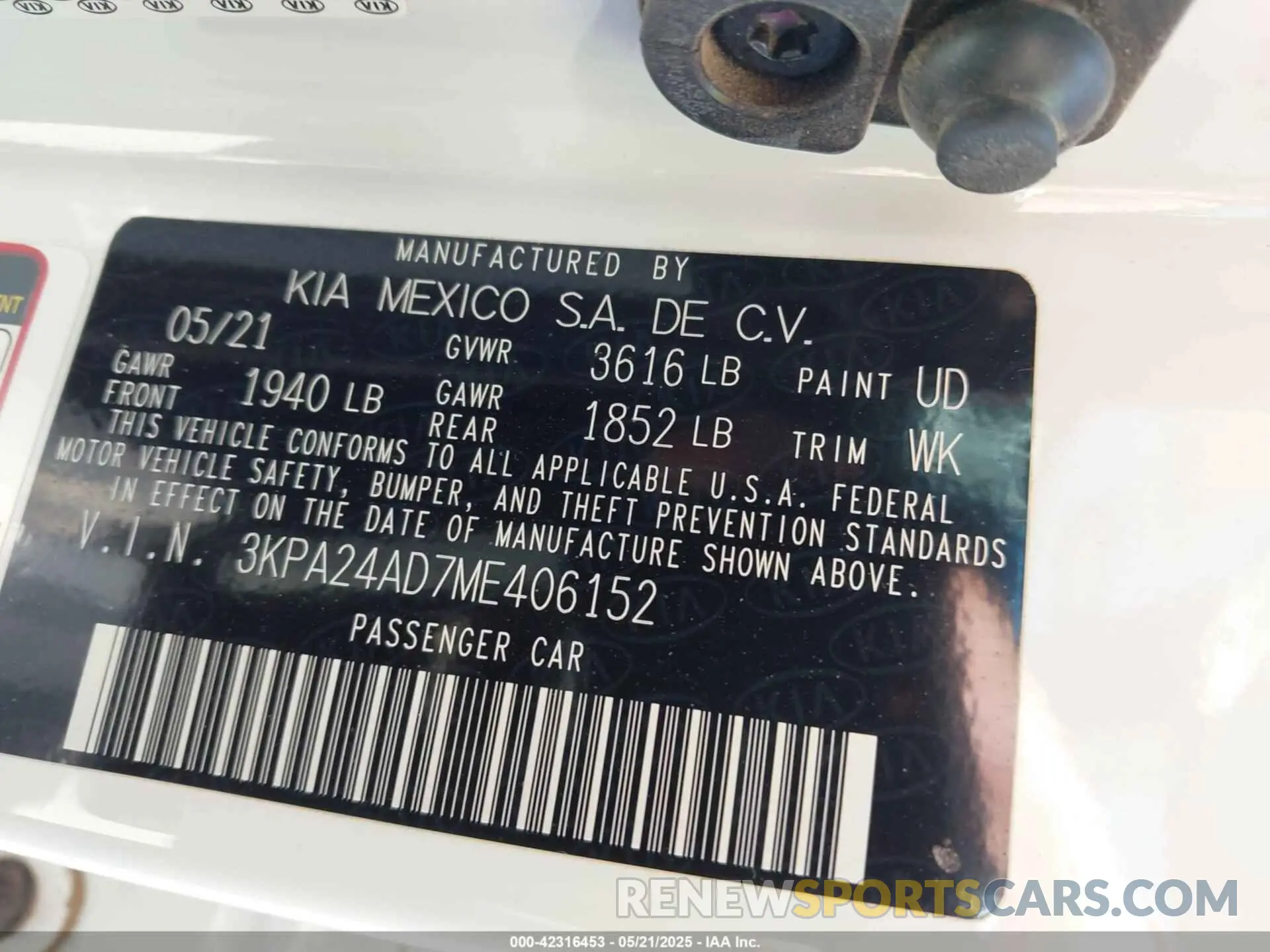9 Photograph of a damaged car 3KPA24AD7ME406152 KIA RIO 2021