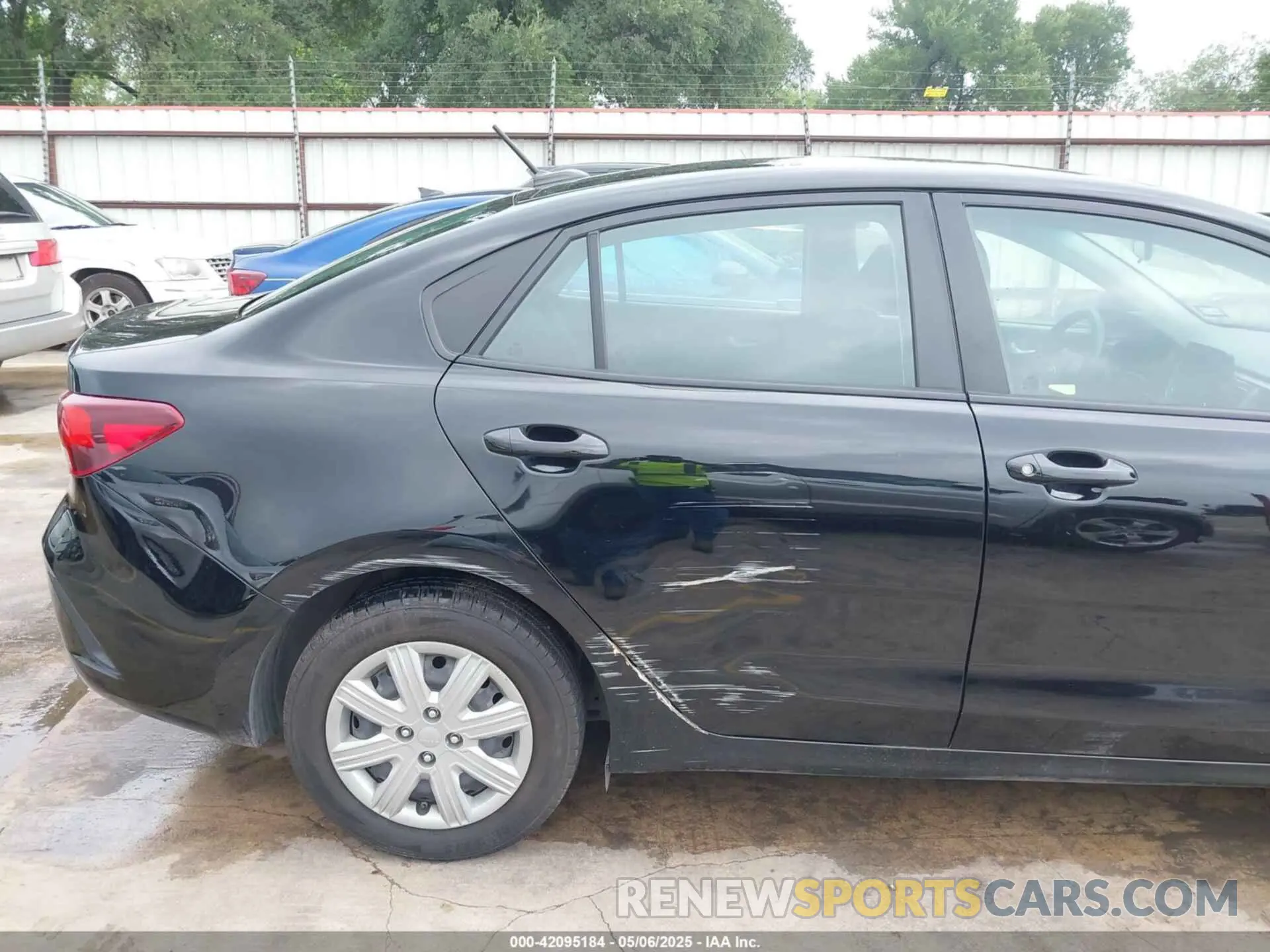 20 Photograph of a damaged car 3KPA24AD7ME412730 KIA RIO 2021
