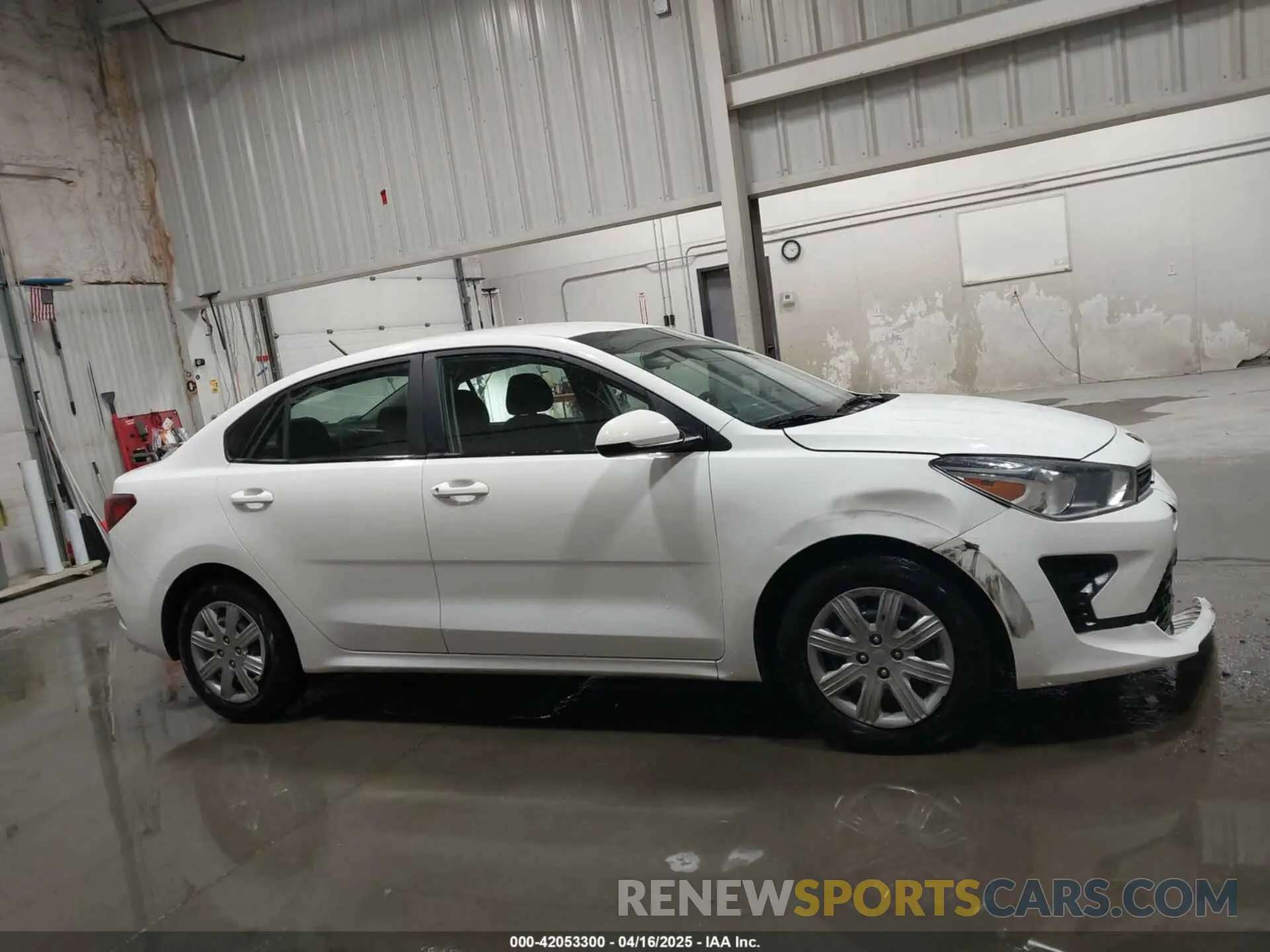 13 Photograph of a damaged car 3KPA24AD7ME414509 KIA RIO 2021