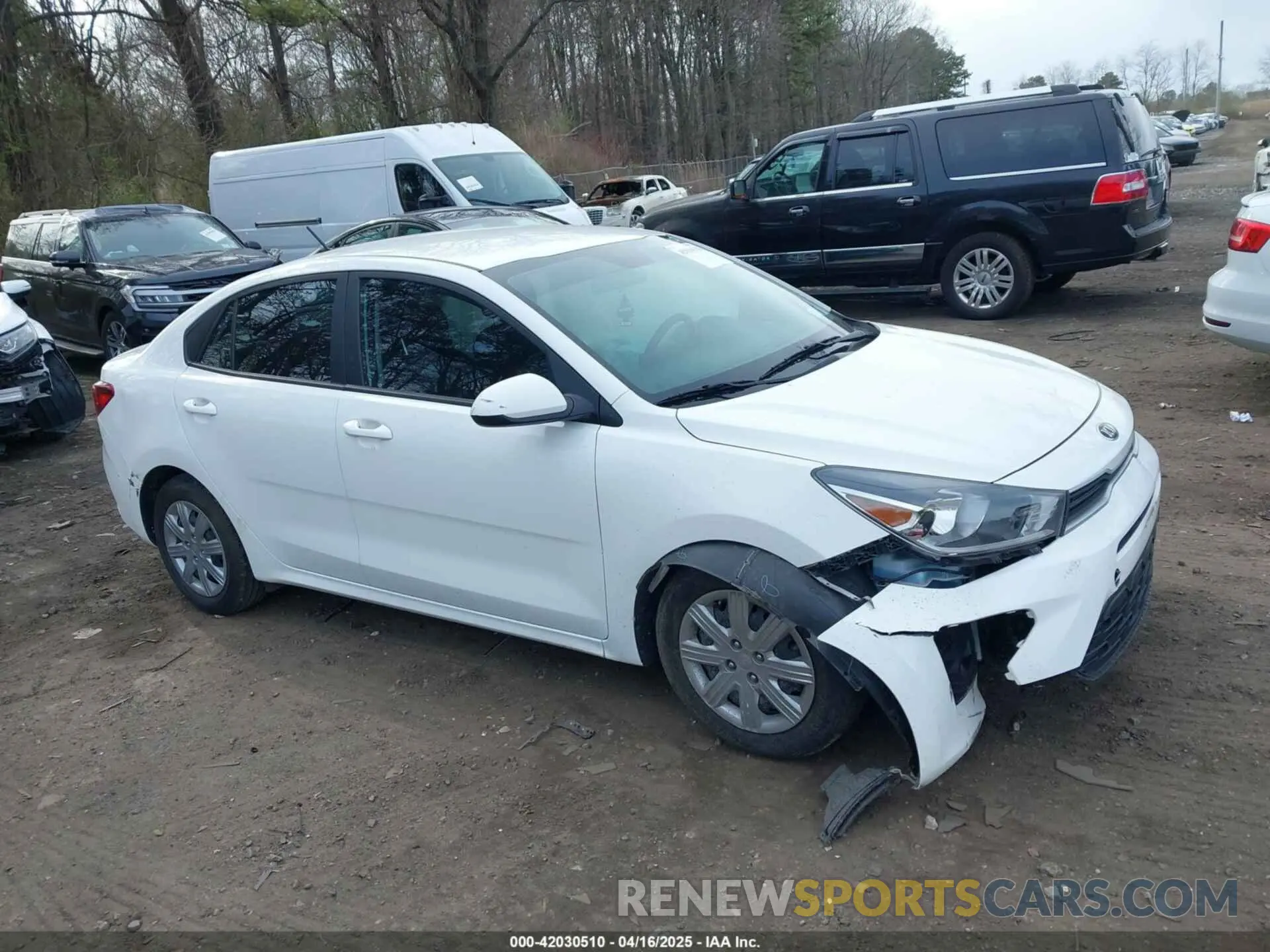 12 Photograph of a damaged car 3KPA24AD7ME420438 KIA RIO 2021