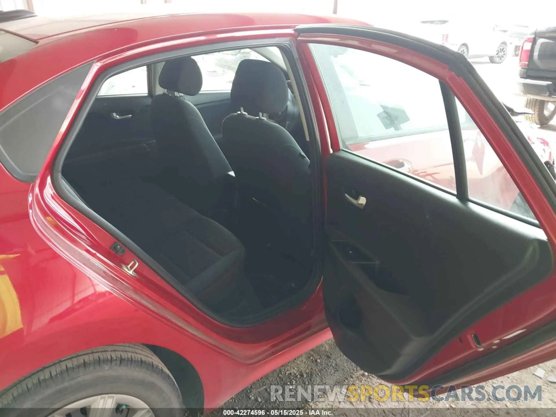 8 Photograph of a damaged car 3KPA24AD8ME366096 KIA RIO 2021