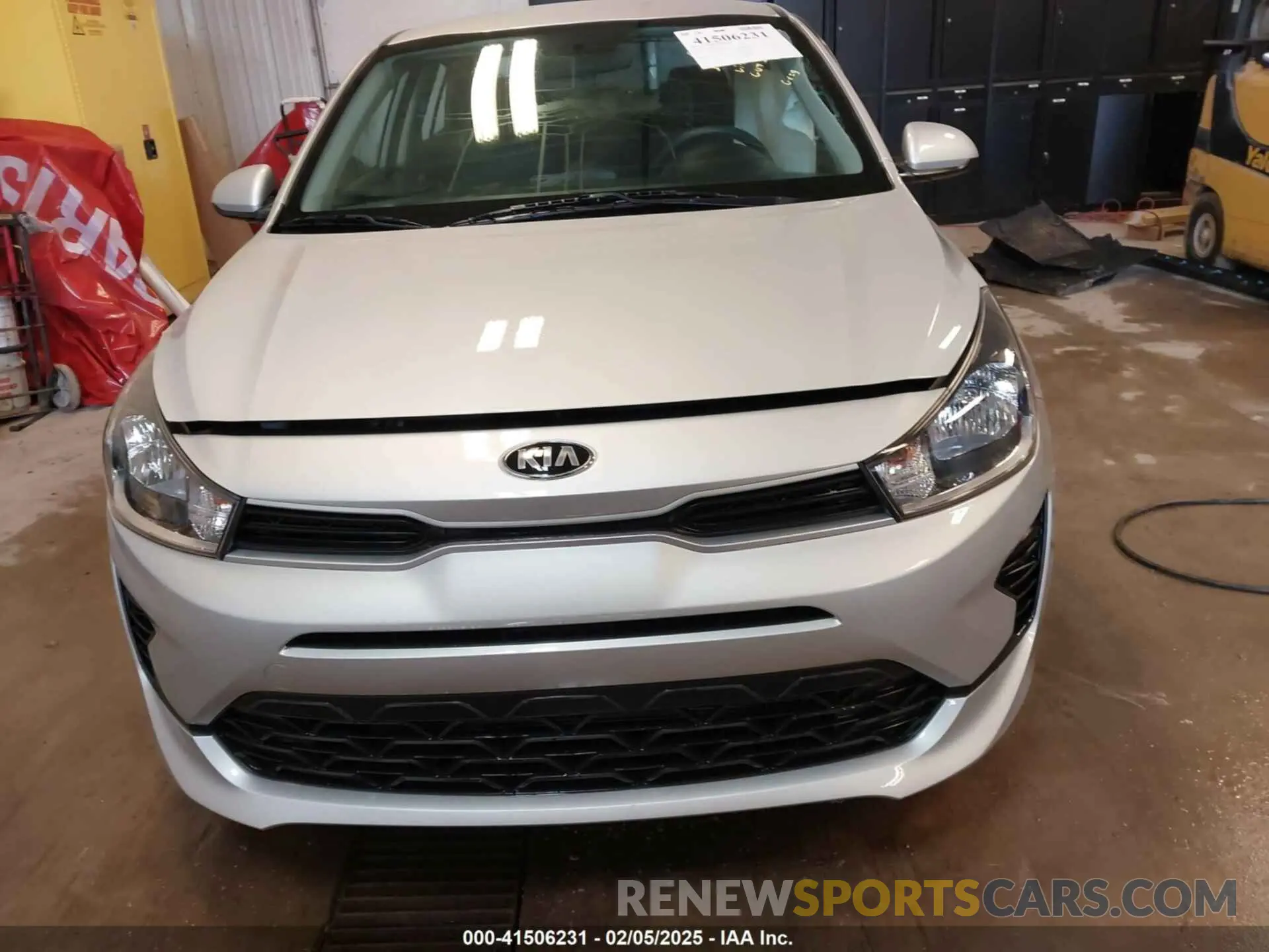 12 Photograph of a damaged car 3KPA24AD8ME413675 KIA RIO 2021