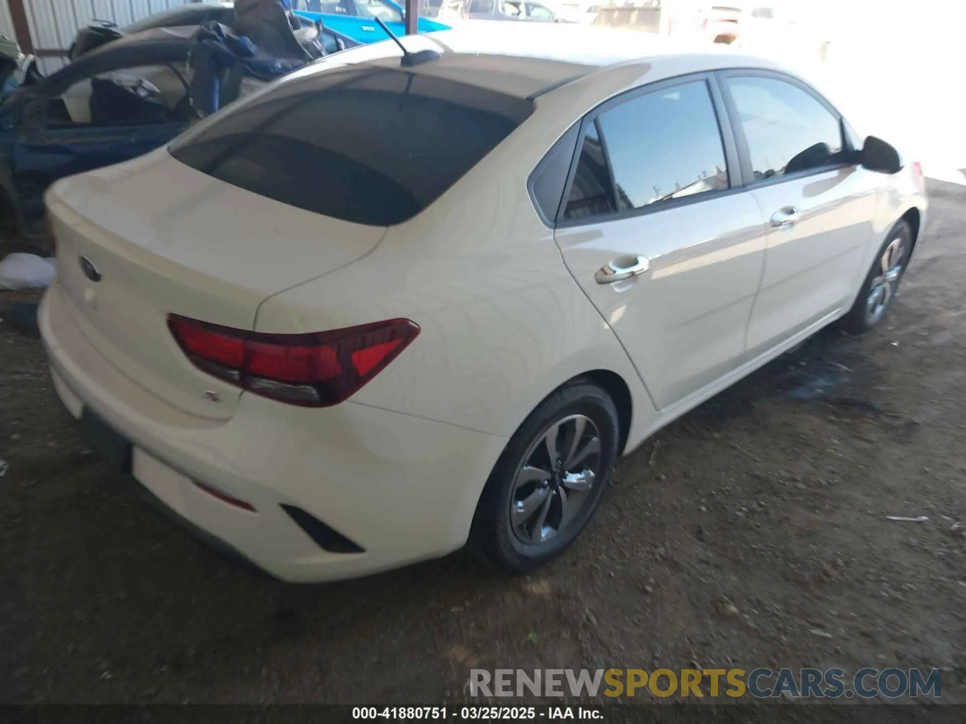 4 Photograph of a damaged car 3KPA24AD8ME425373 KIA RIO 2021