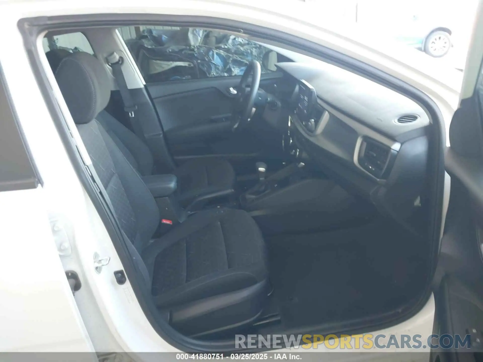 5 Photograph of a damaged car 3KPA24AD8ME425373 KIA RIO 2021