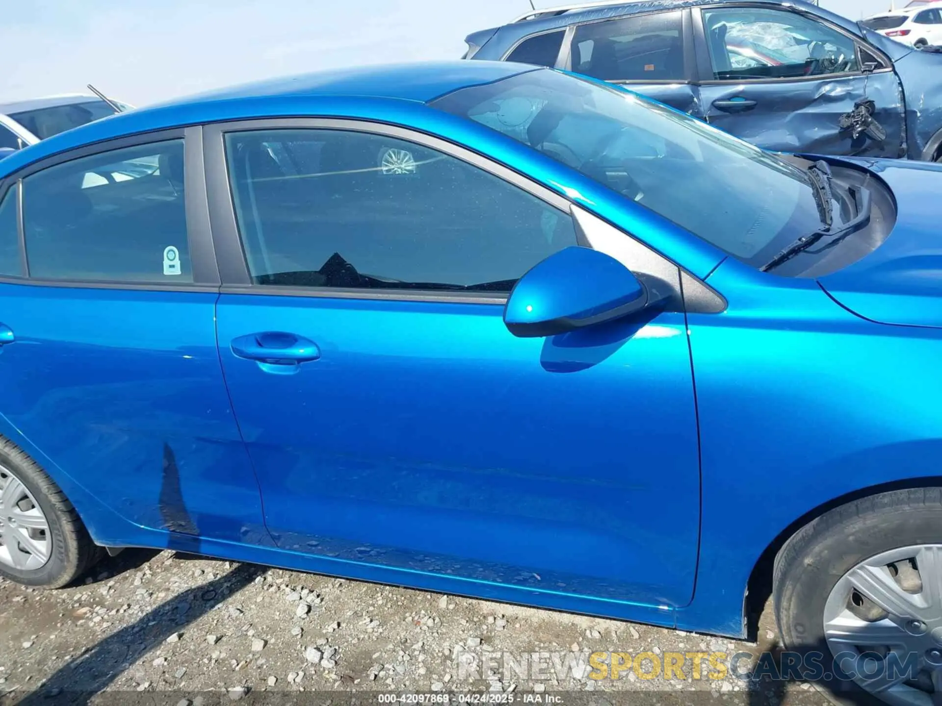14 Photograph of a damaged car 3KPA24AD9ME392660 KIA RIO 2021
