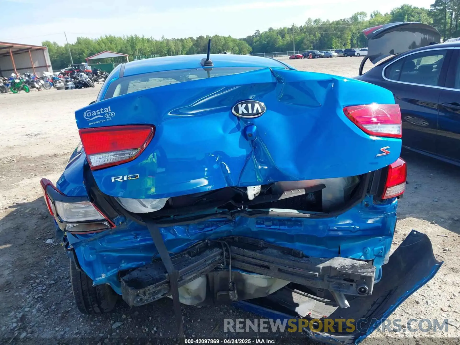 6 Photograph of a damaged car 3KPA24AD9ME392660 KIA RIO 2021