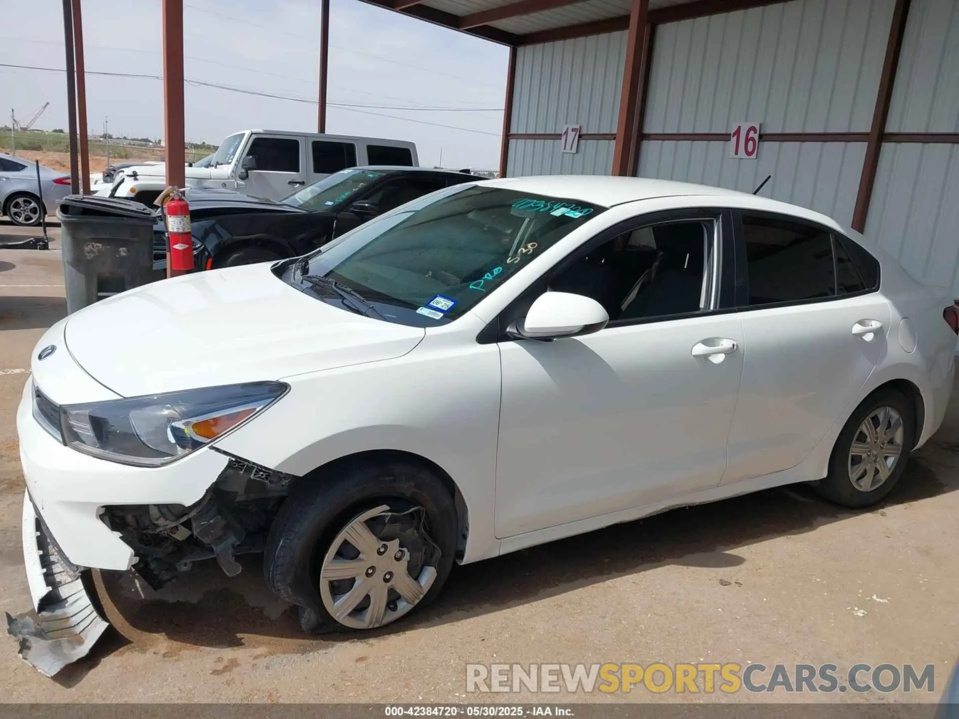 14 Photograph of a damaged car 3KPA24AD9ME400529 KIA RIO 2021